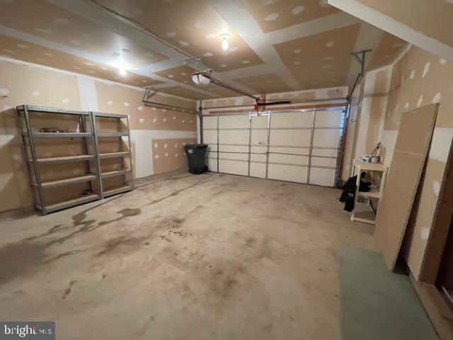 INDEPENDENCE - Residential Lease