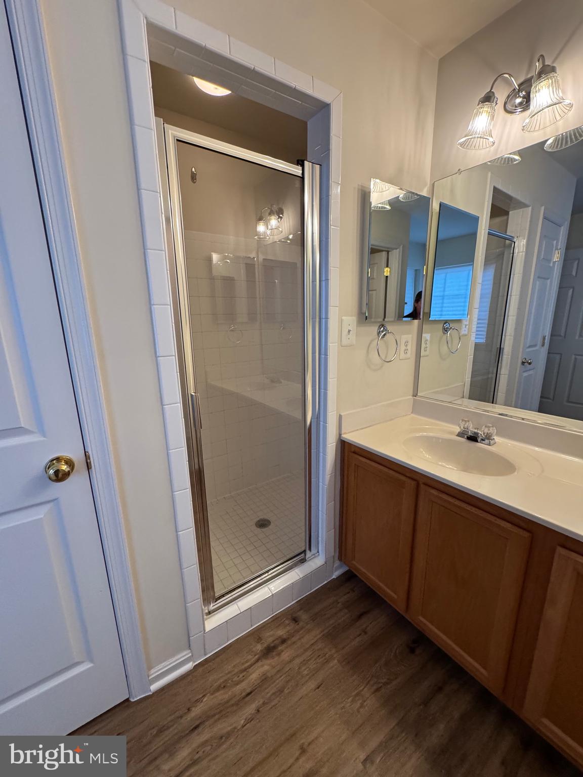 INDEPENDENCE - Residential Lease