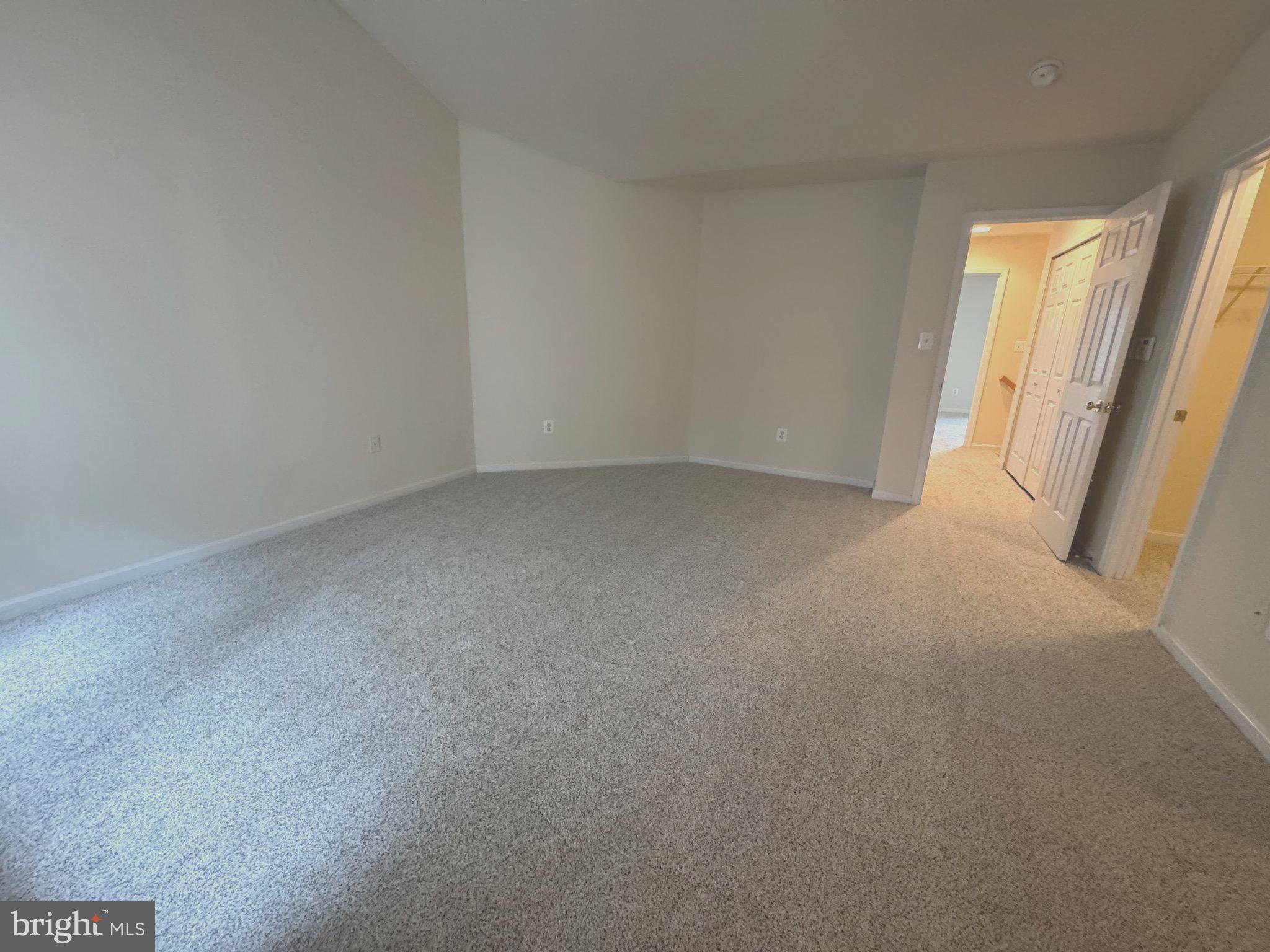 INDEPENDENCE - Residential Lease