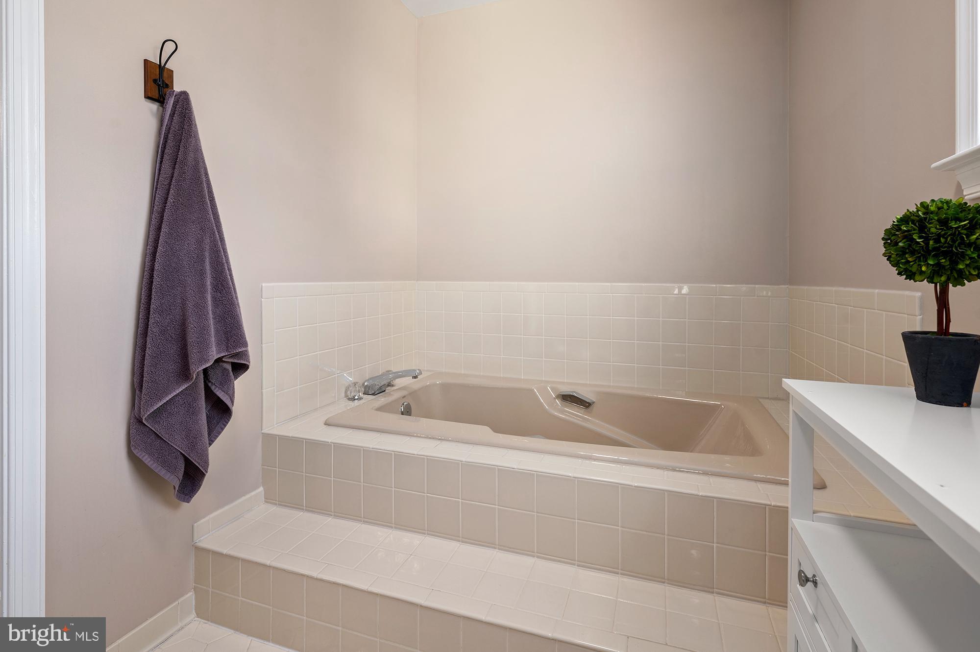 CHERRYWOOD - Residential