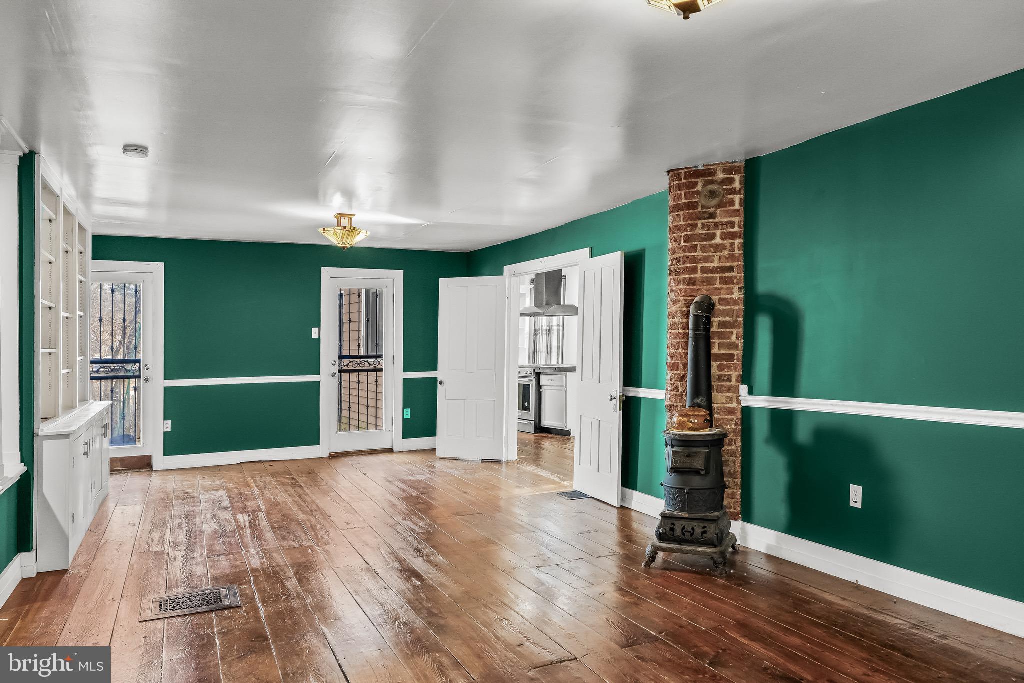 HISTORIC DISTRICT - Residential