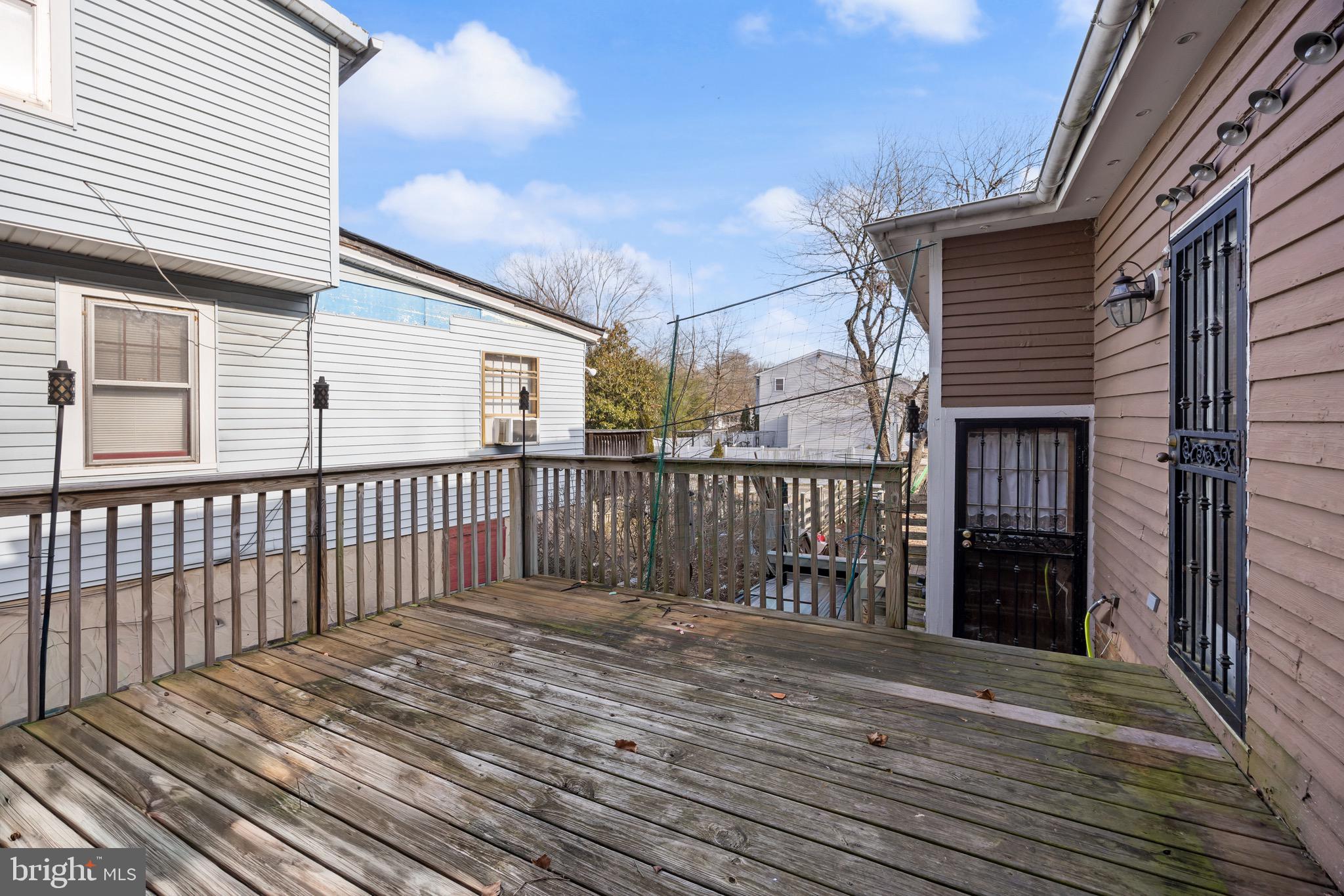 HISTORIC DISTRICT - Residential