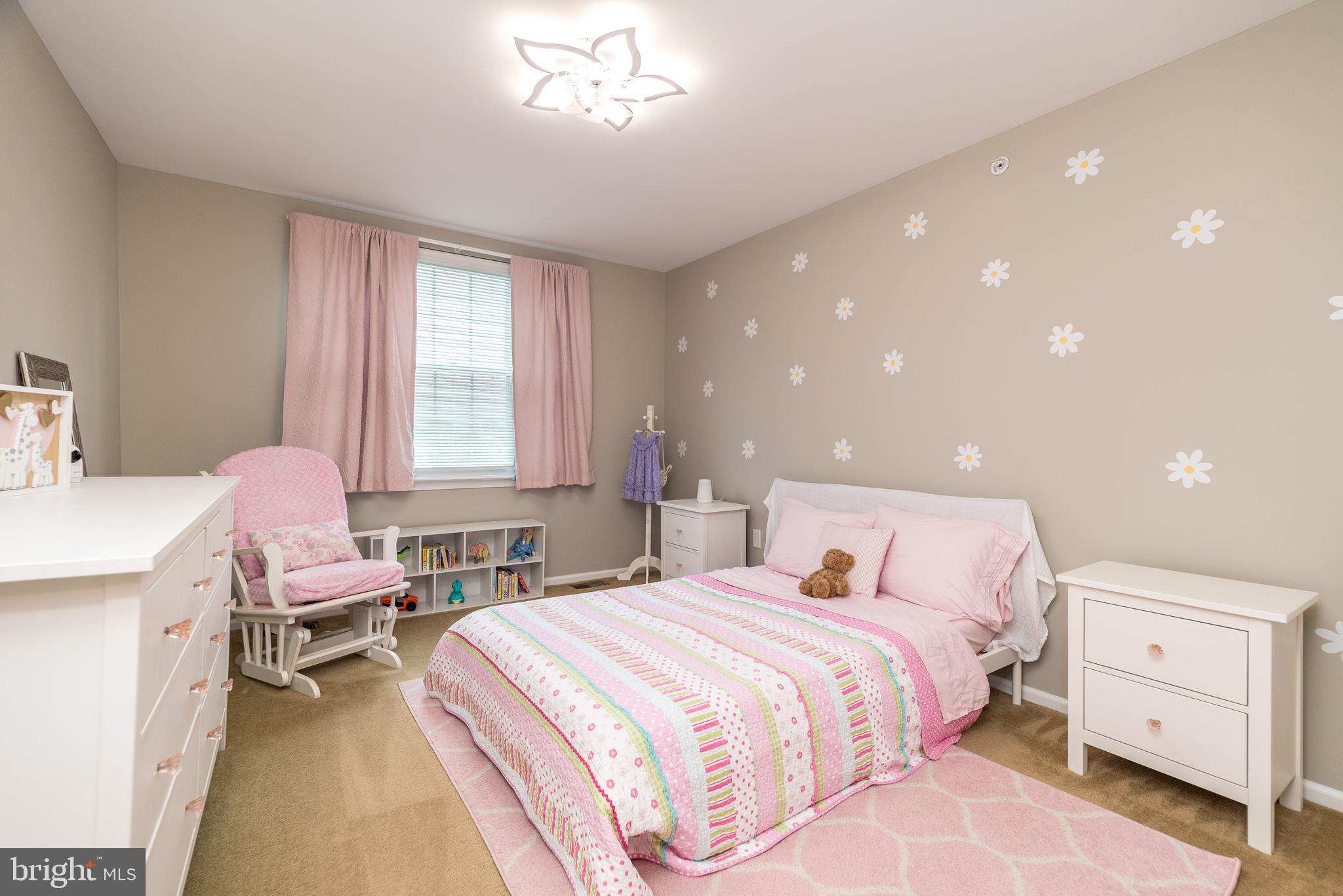 WARRINGTON HUNT - Residential