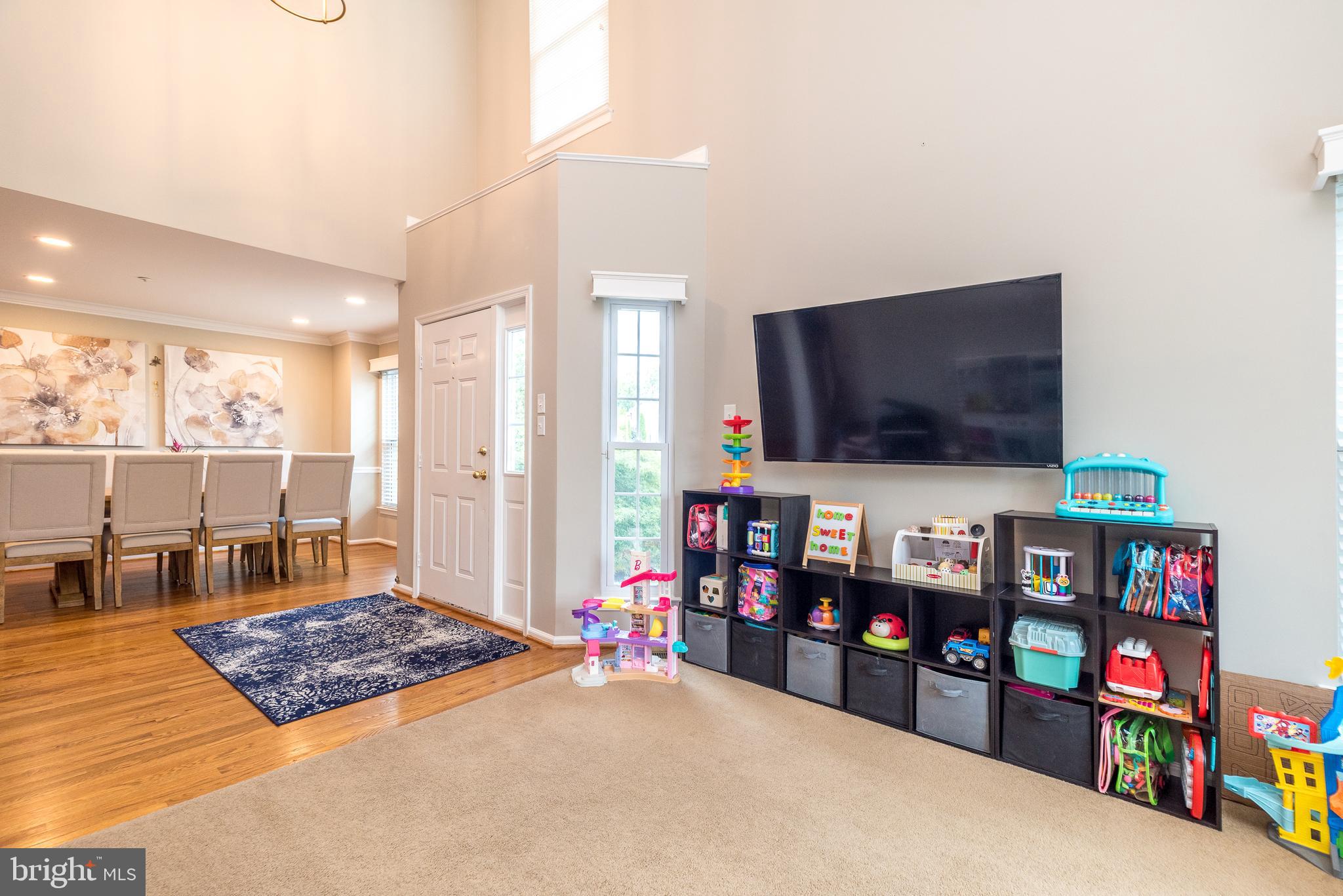 WARRINGTON HUNT - Residential