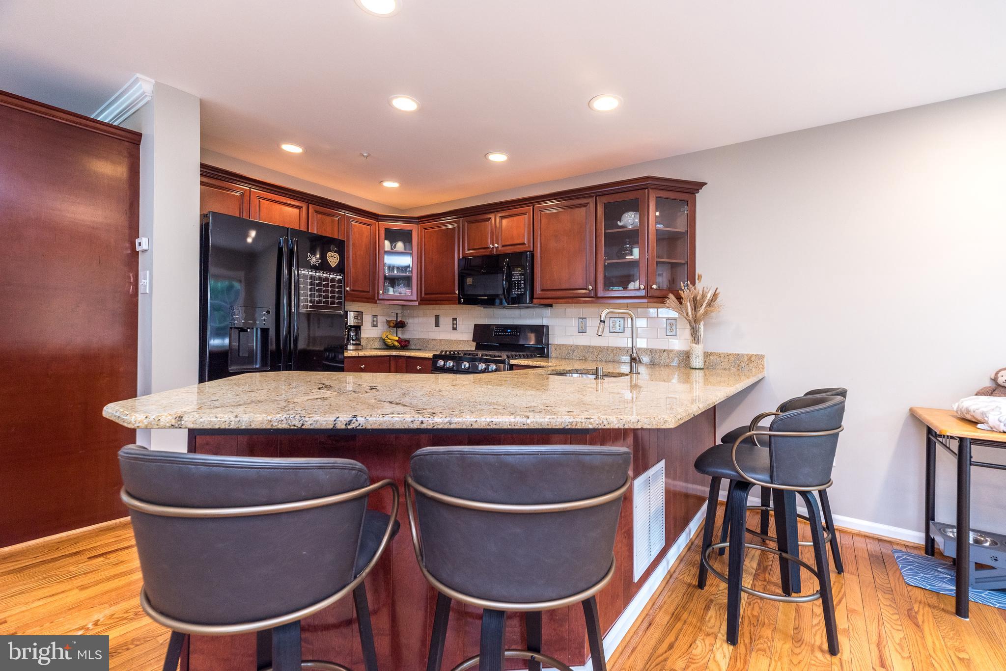 WARRINGTON HUNT - Residential