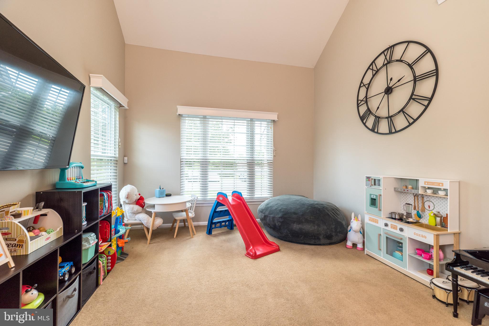 WARRINGTON HUNT - Residential