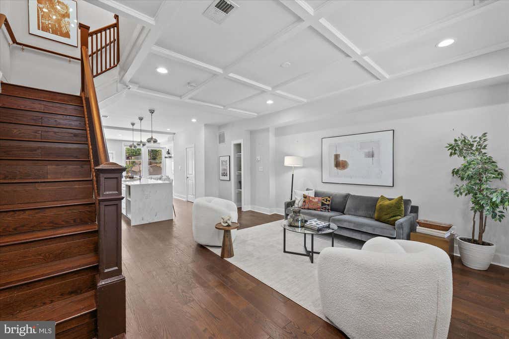 Photo of 4012 13th Street NW, WASHINGTON, DC 20011 (MLS # DCDC2278396)