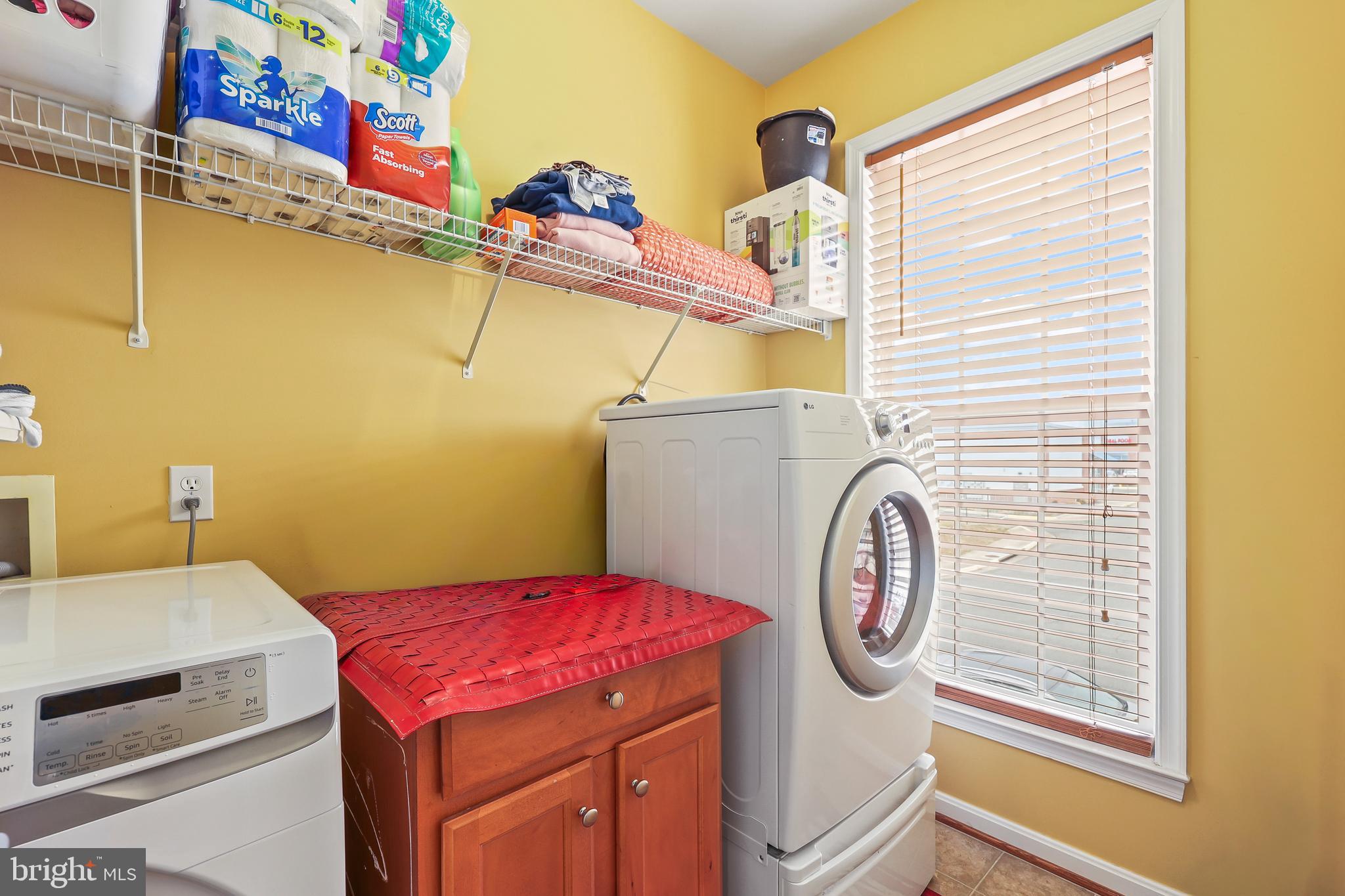 PORT POTOMAC - Residential