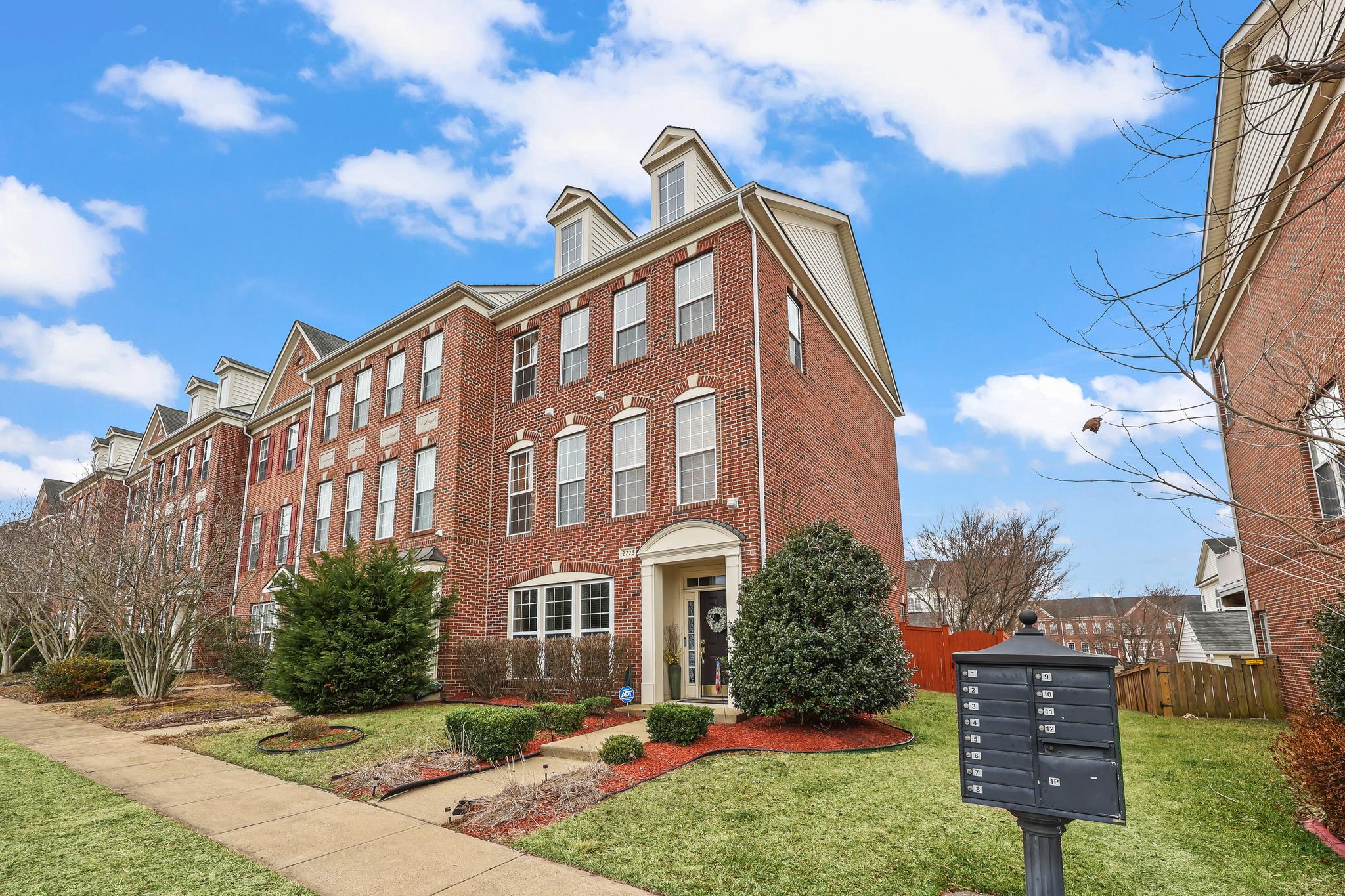 PORT POTOMAC - Residential