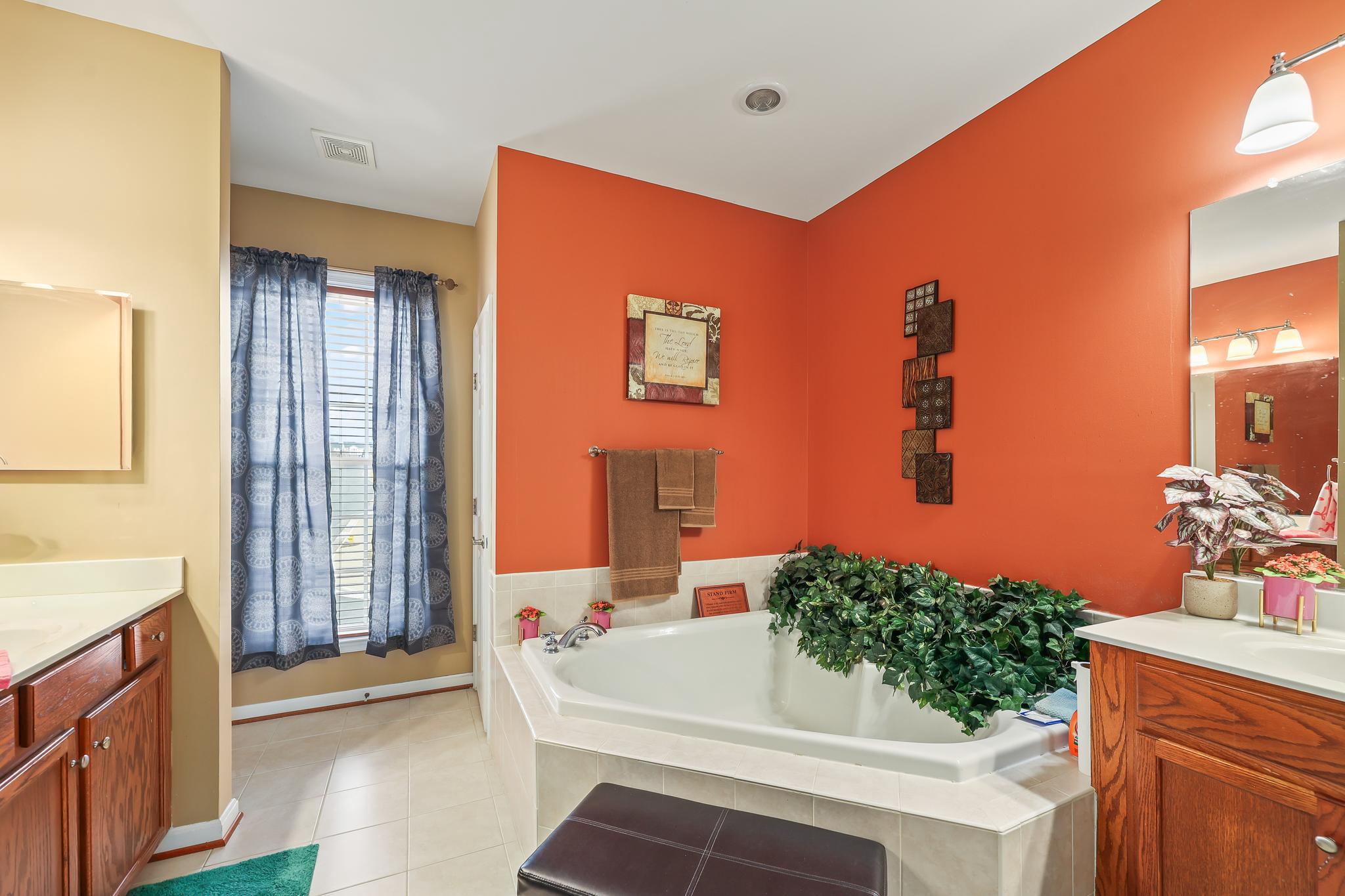 PORT POTOMAC - Residential