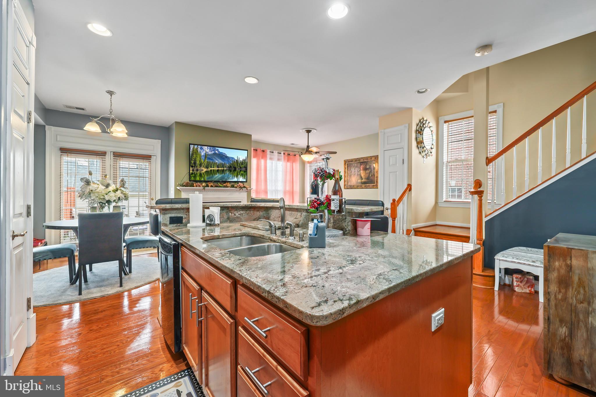 PORT POTOMAC - Residential