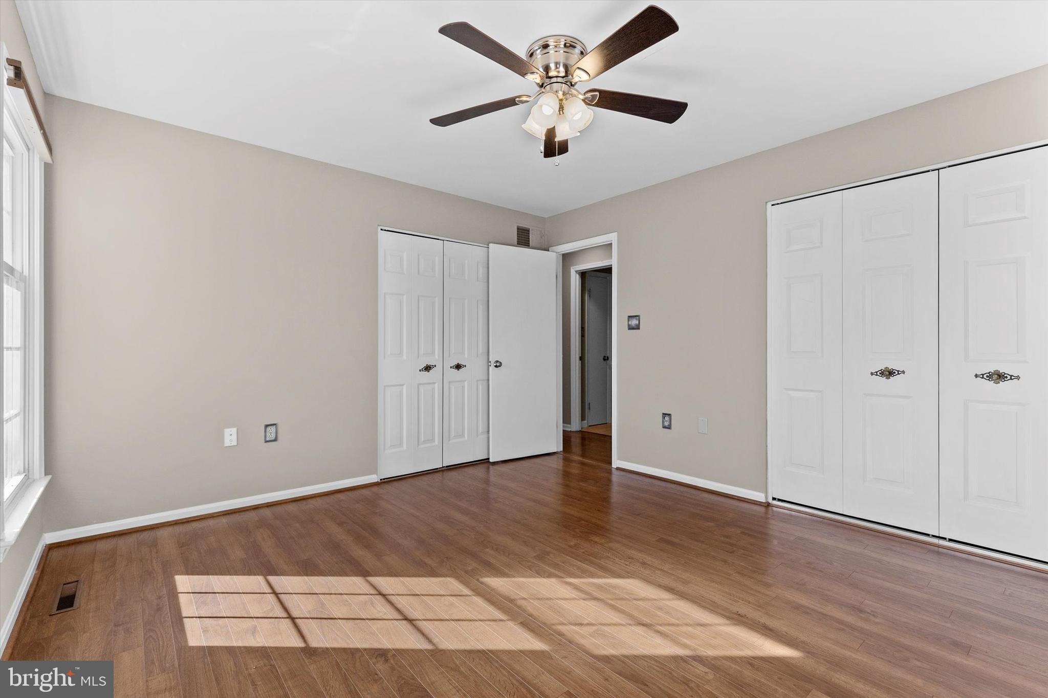 COUNTRY CLUB PARK - Residential