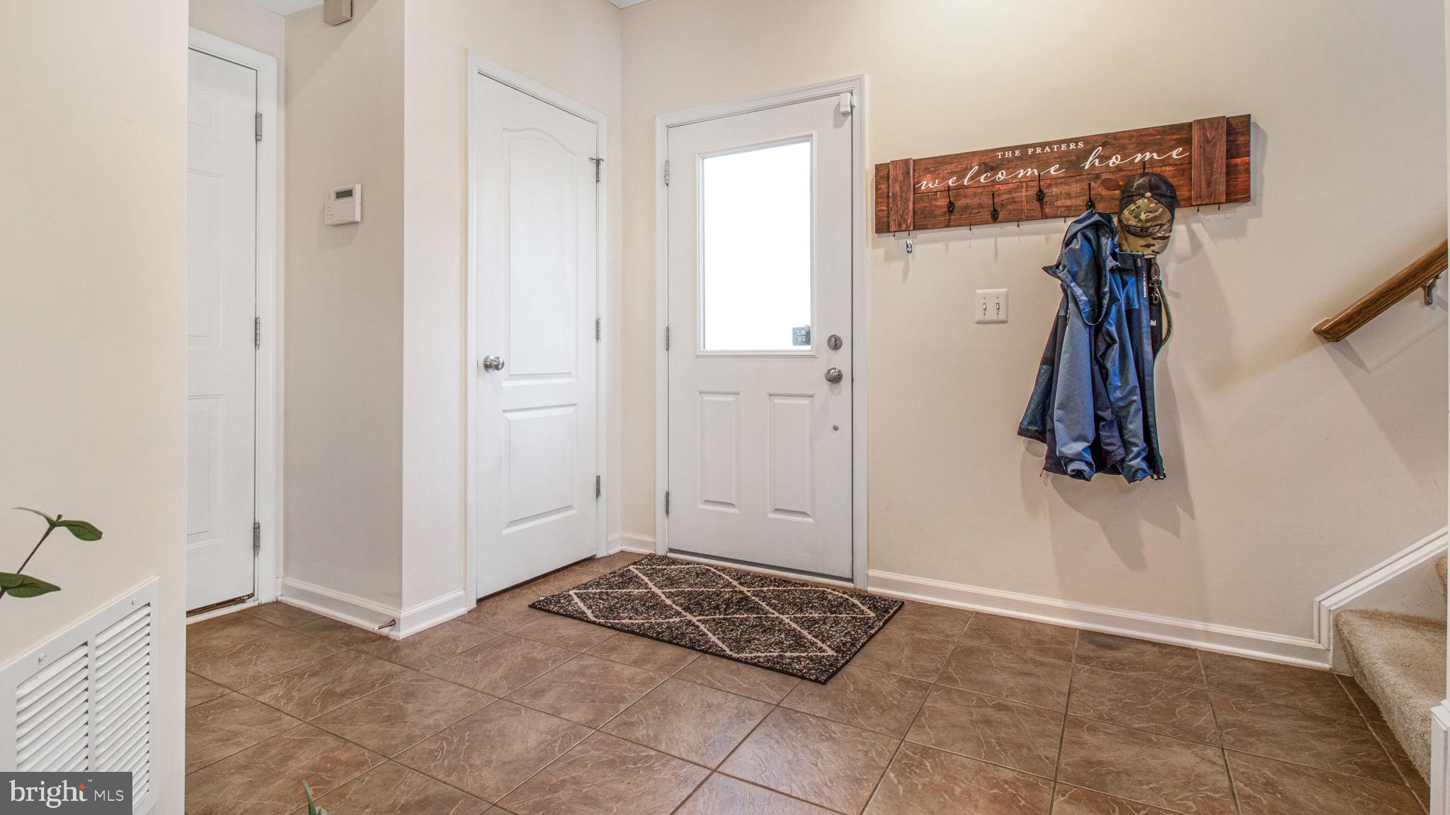 SIGNATURE AT BROADLANDS - Residential Lease