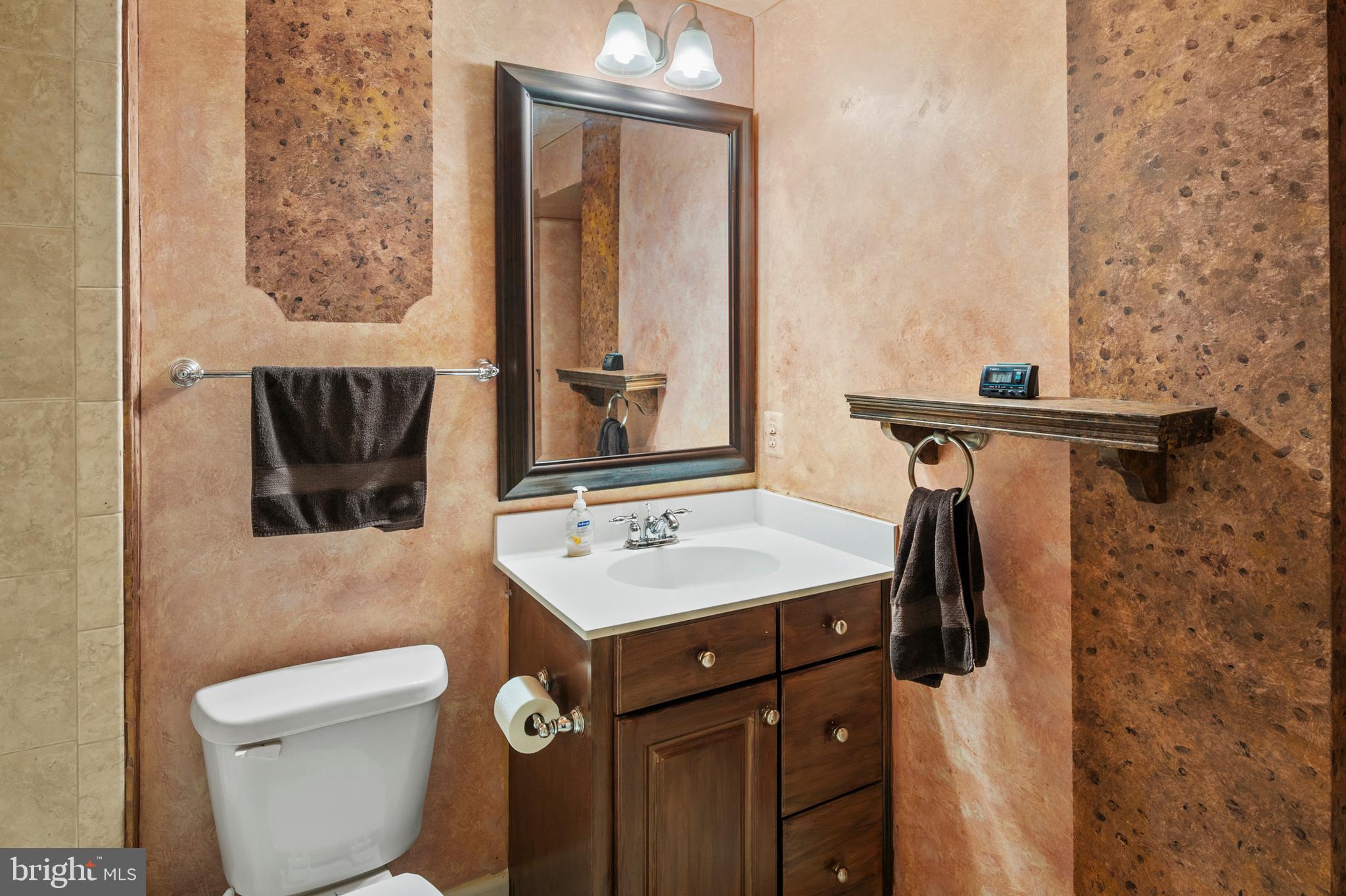 ELLICOTT MEADOWS - Residential