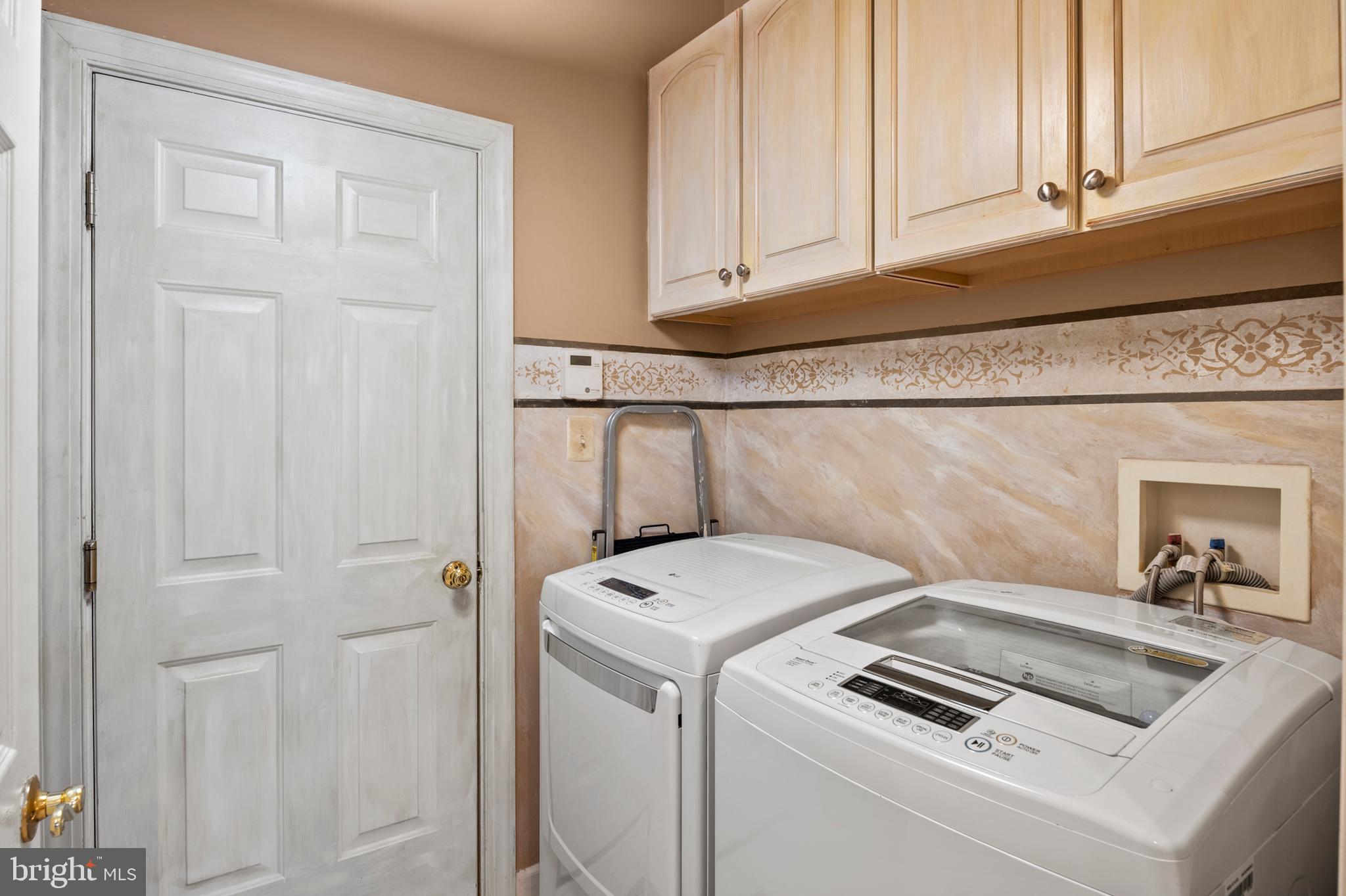 ELLICOTT MEADOWS - Residential