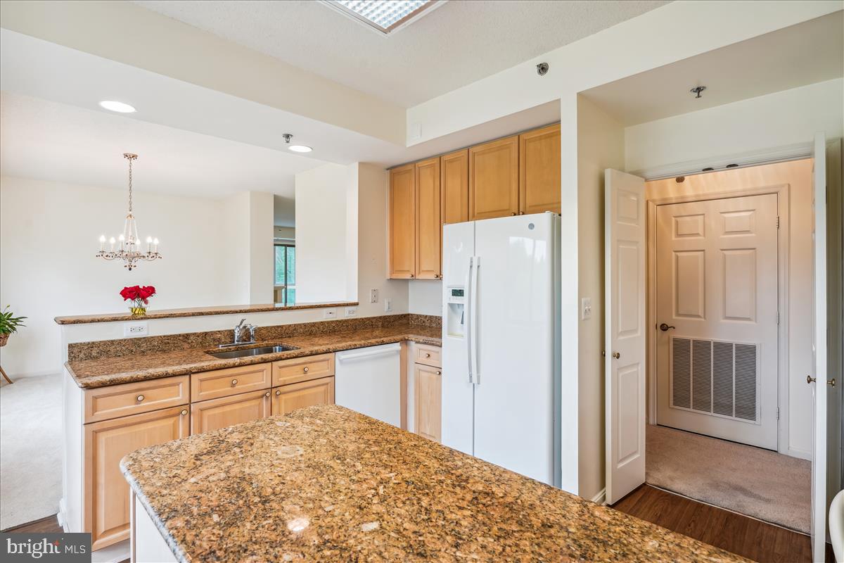 OVERLOOK AT LEISURE WORLD - Residential