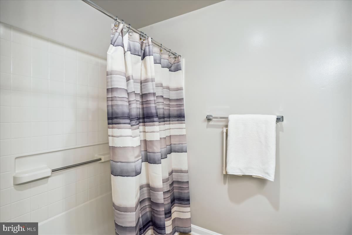 OVERLOOK AT LEISURE WORLD - Residential