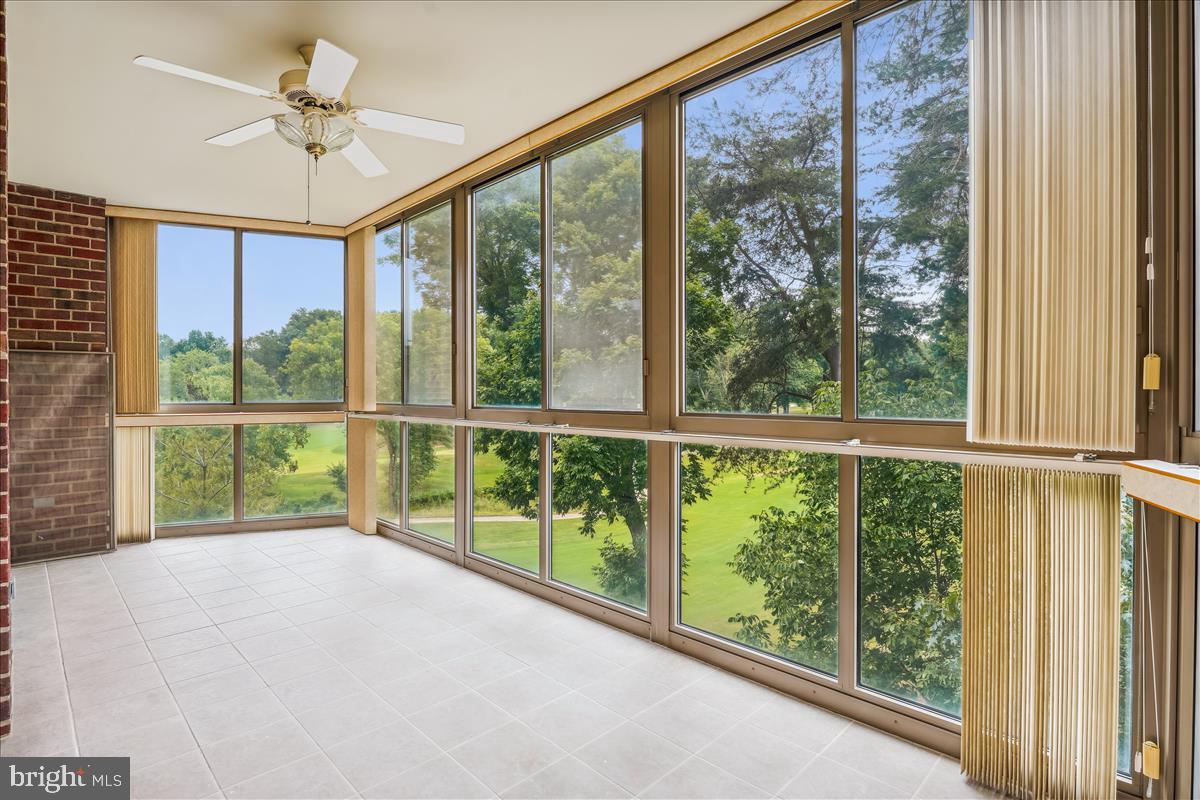 OVERLOOK AT LEISURE WORLD - Residential