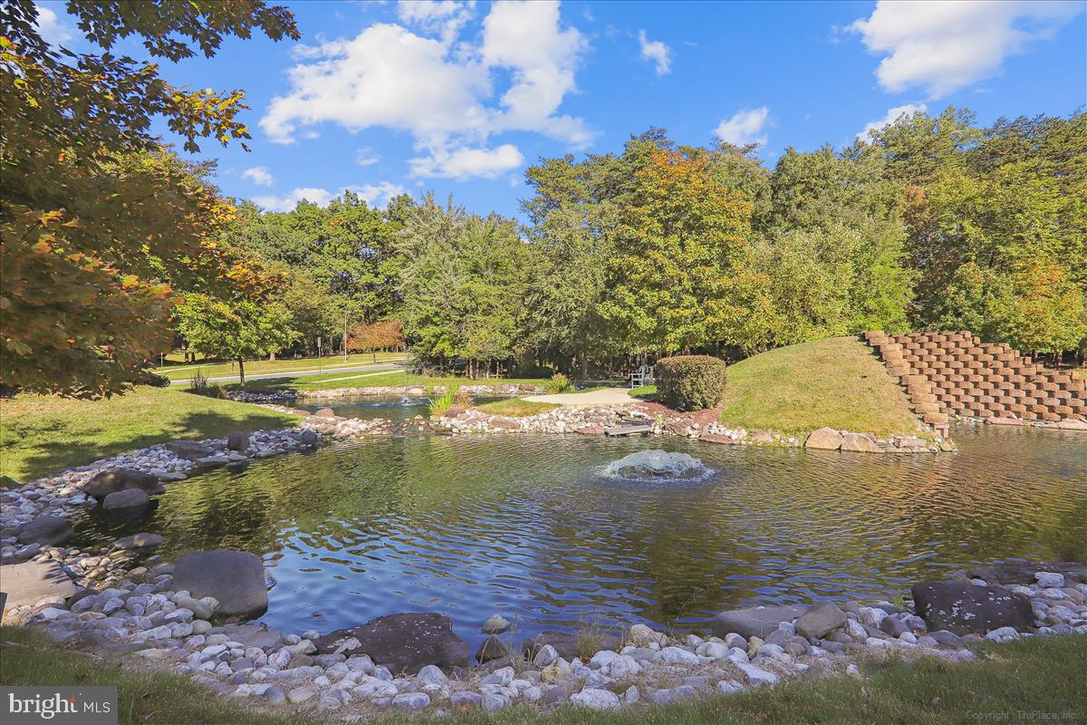 OVERLOOK AT LEISURE WORLD - Residential