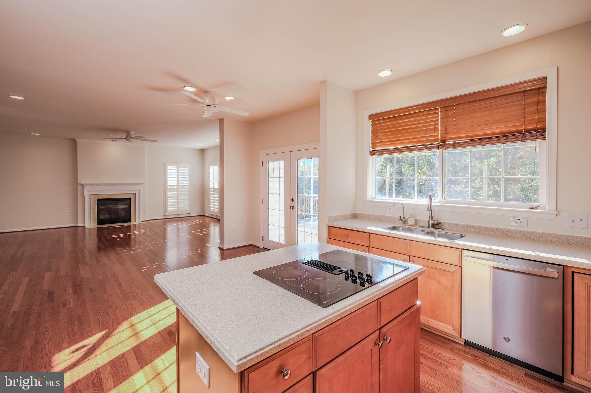 HAPPY CREEK KNOLLS - Residential