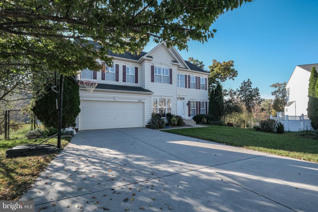 Photo of 1421 Pickett Court, FRONT ROYAL, VA 22630 (MLS # VAWR2012668)