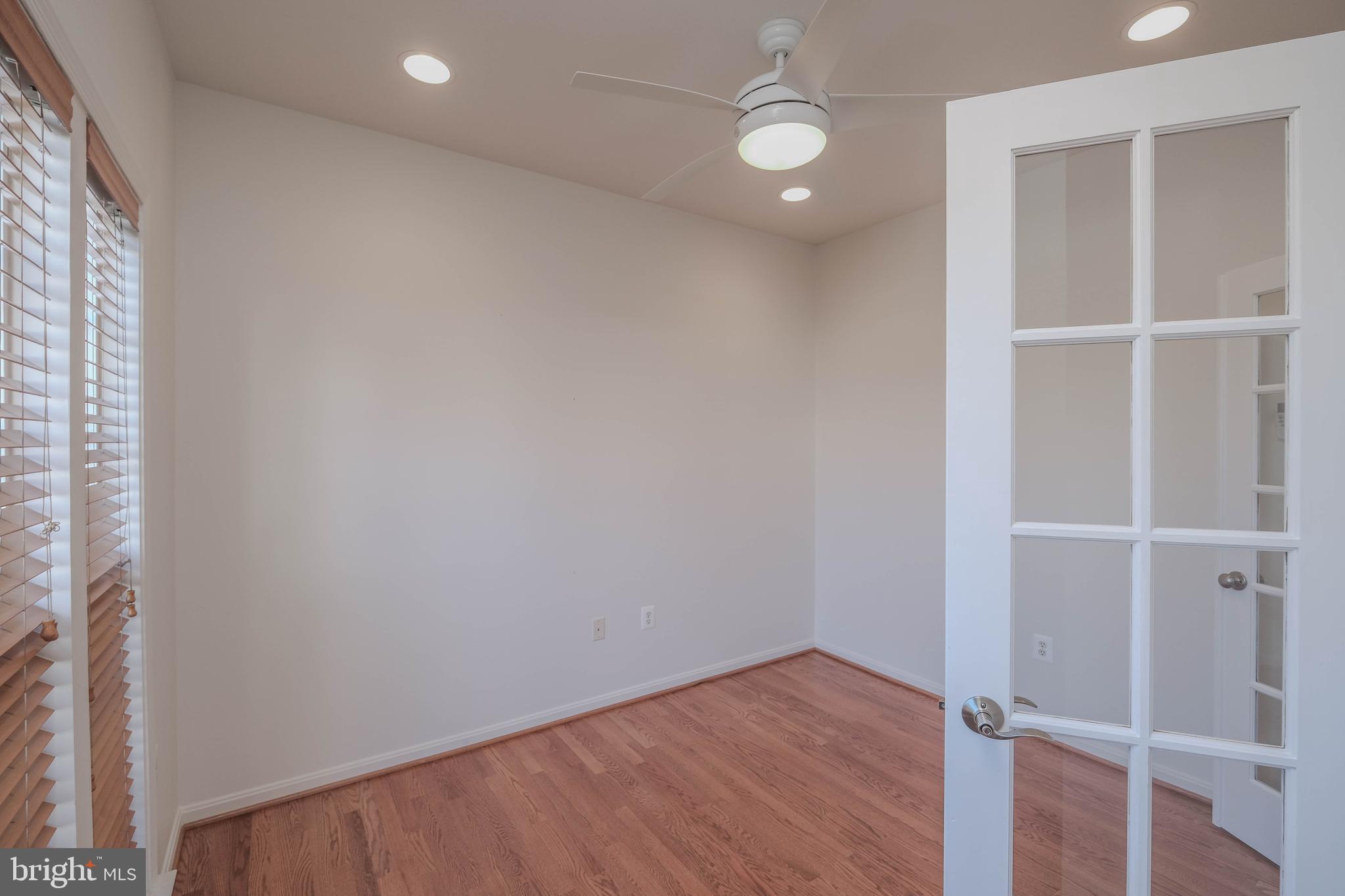 HAPPY CREEK KNOLLS - Residential