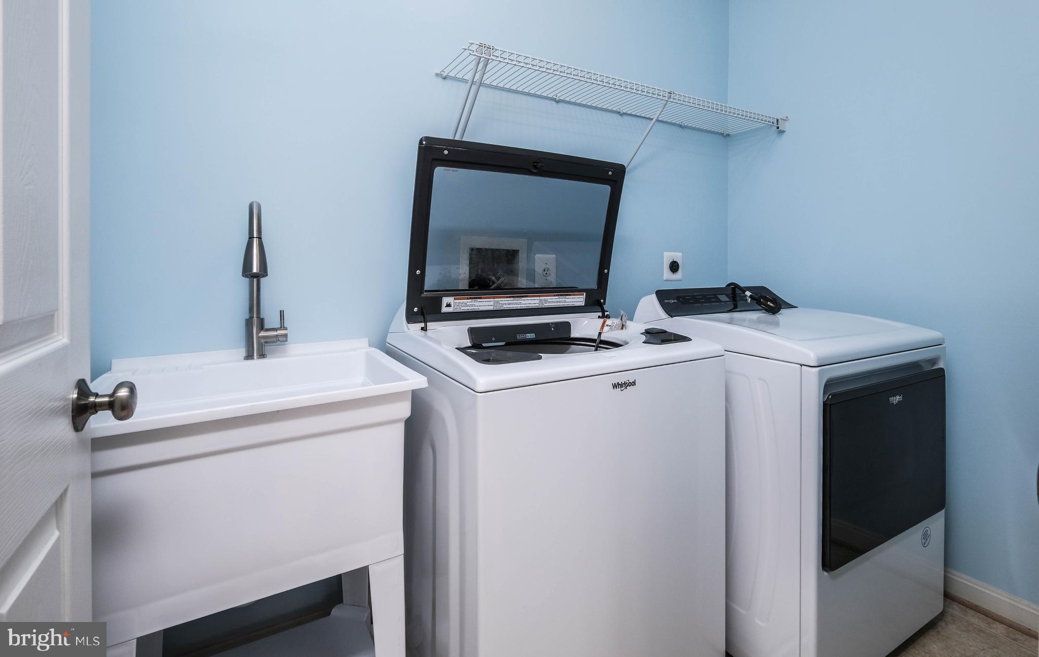 HAPPY CREEK KNOLLS - Residential