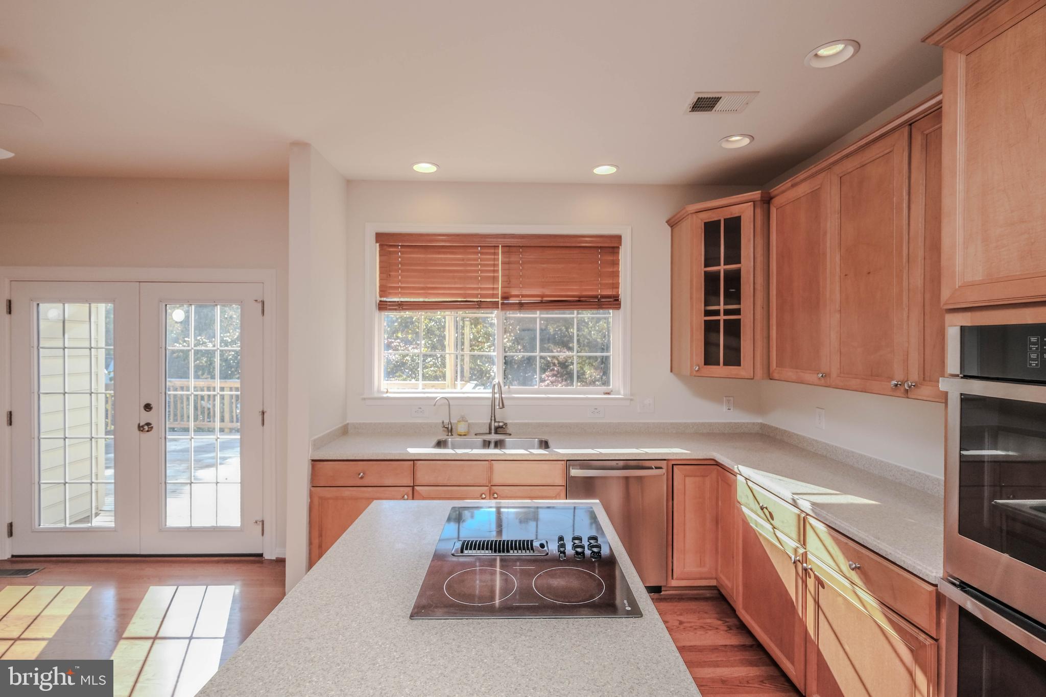 HAPPY CREEK KNOLLS - Residential