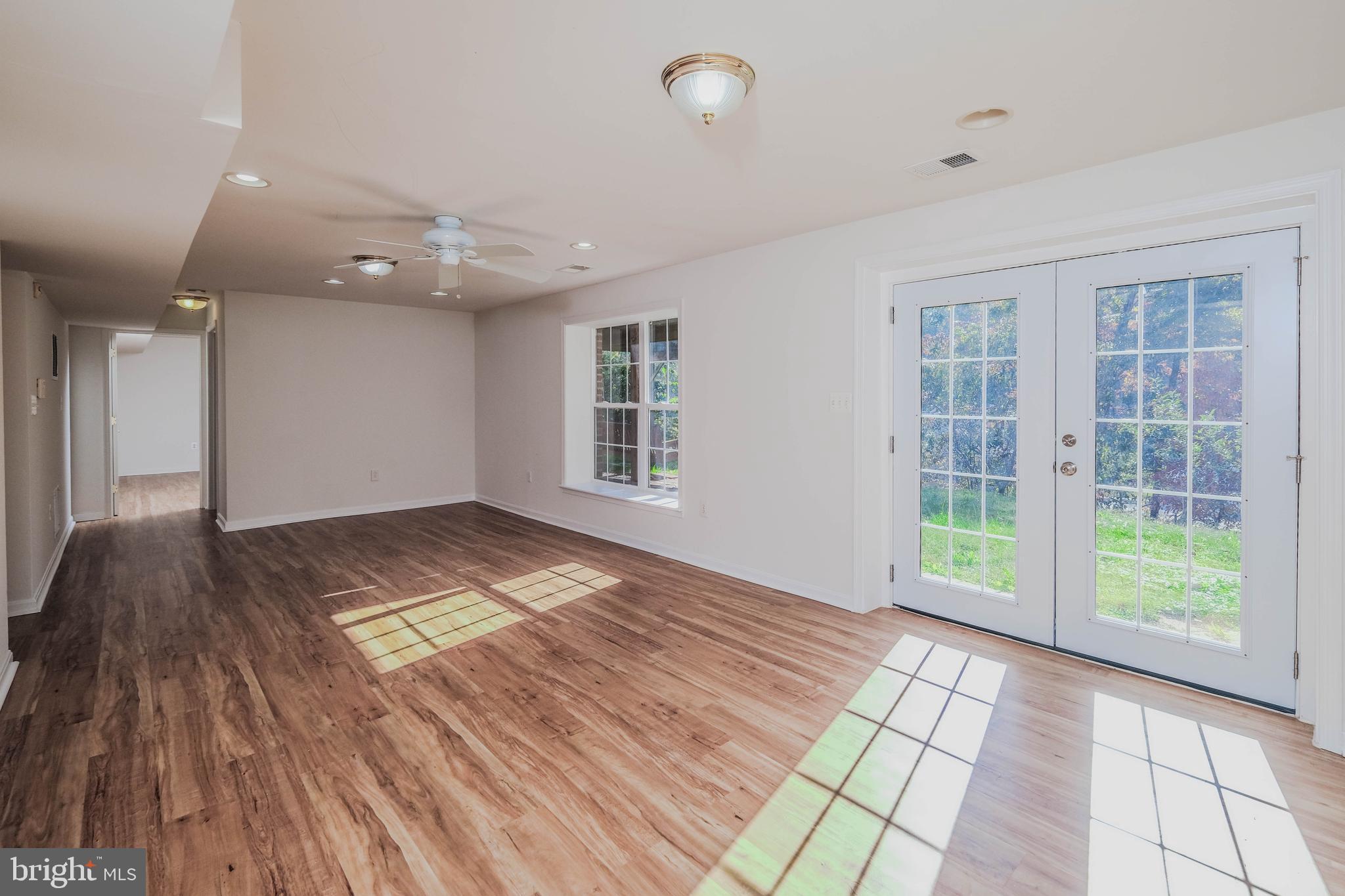 HAPPY CREEK KNOLLS - Residential