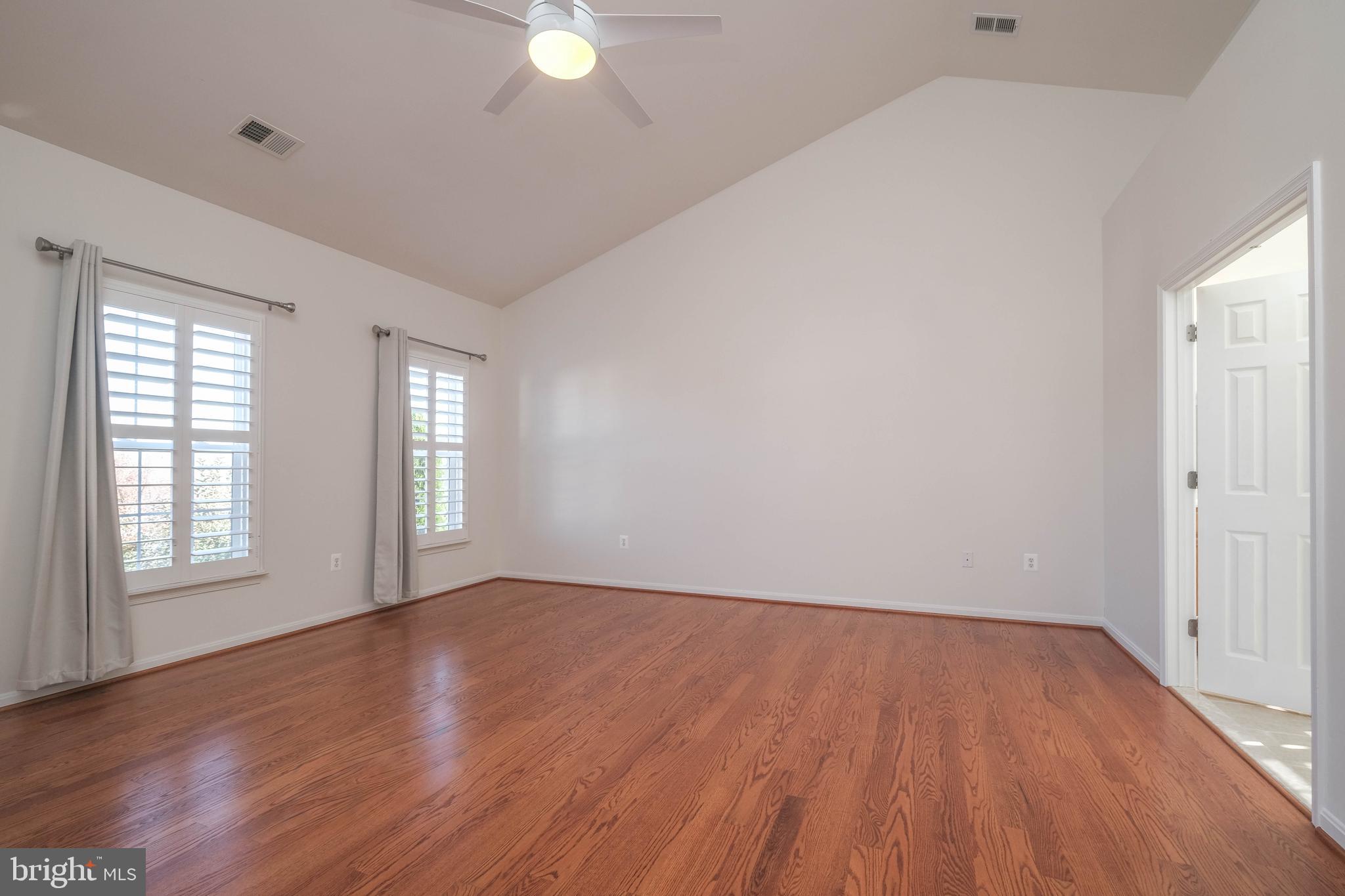 HAPPY CREEK KNOLLS - Residential