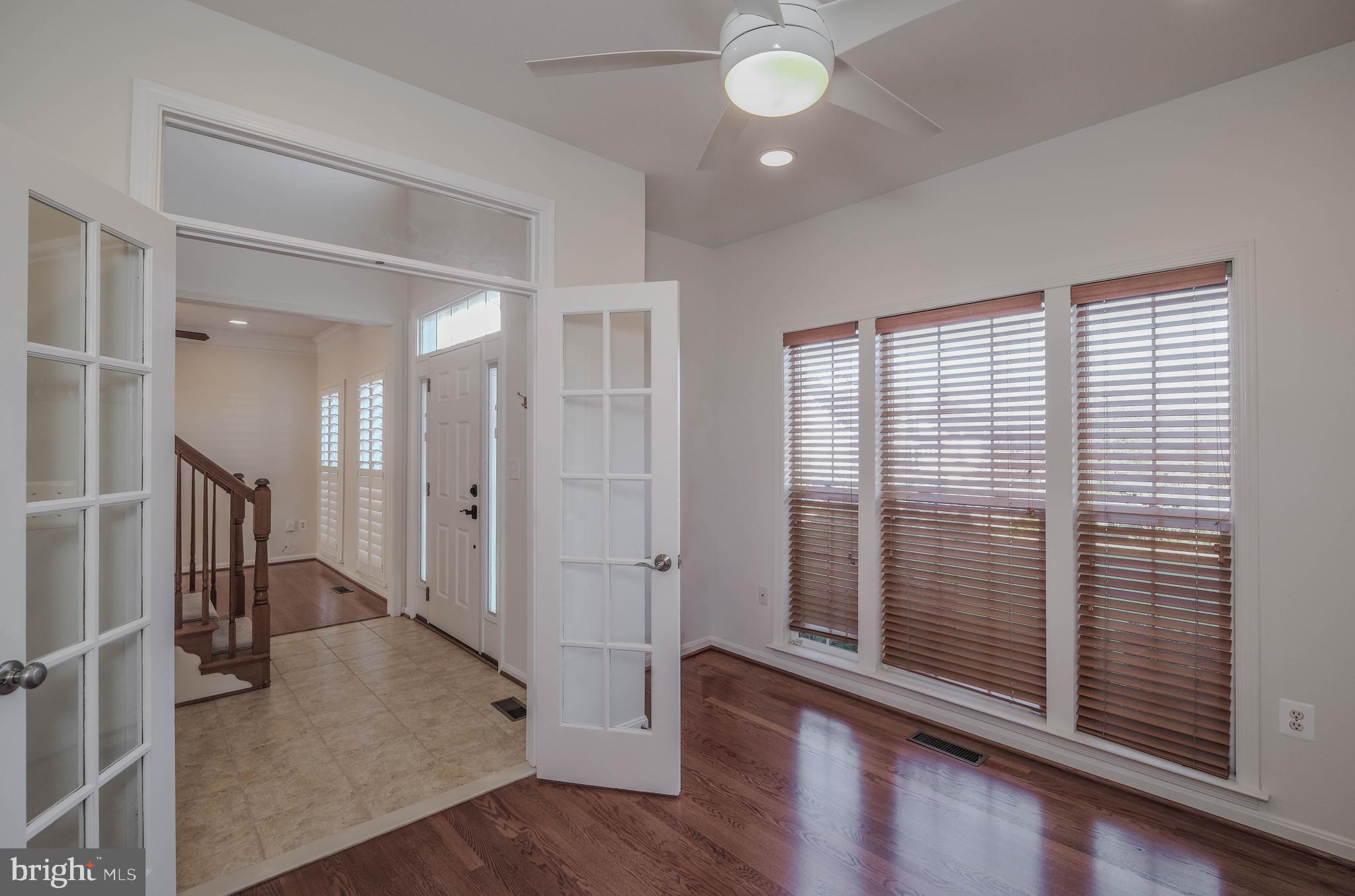 HAPPY CREEK KNOLLS - Residential