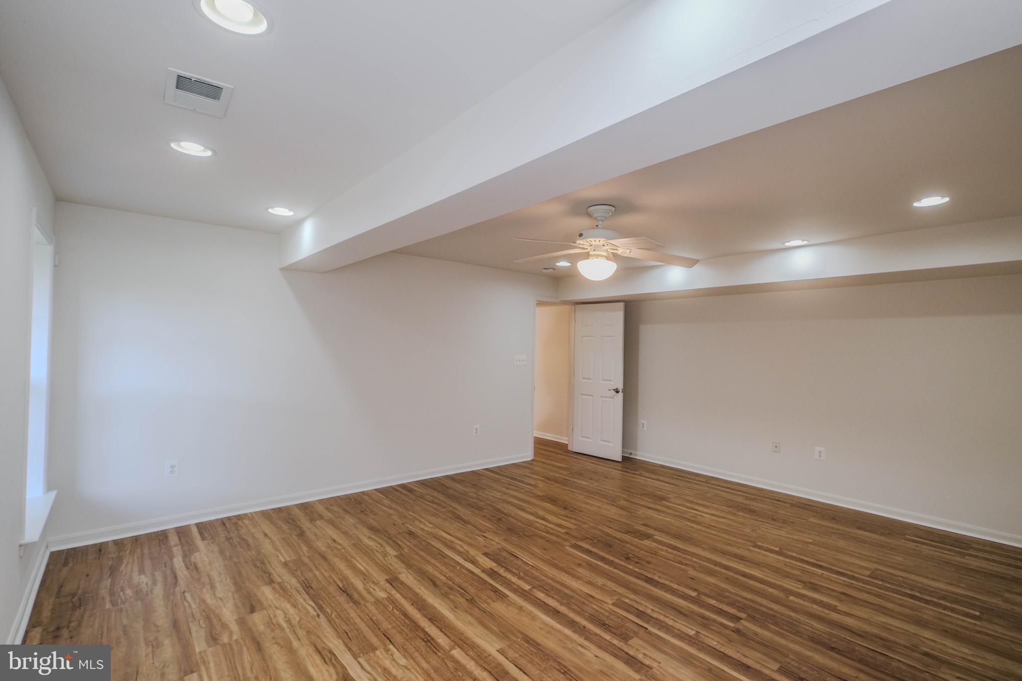 HAPPY CREEK KNOLLS - Residential