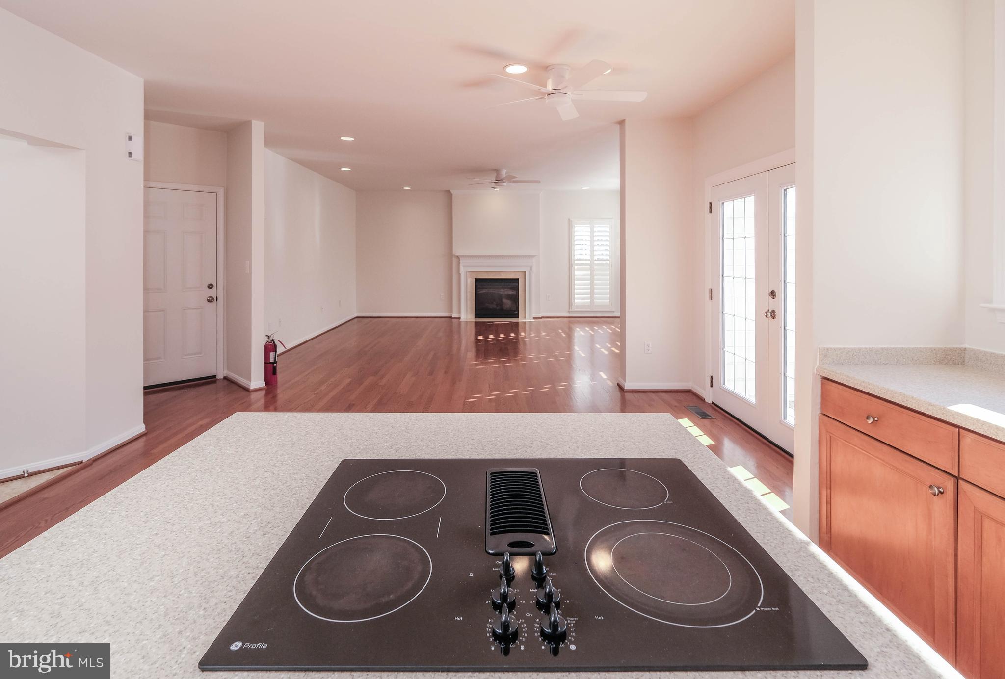 HAPPY CREEK KNOLLS - Residential