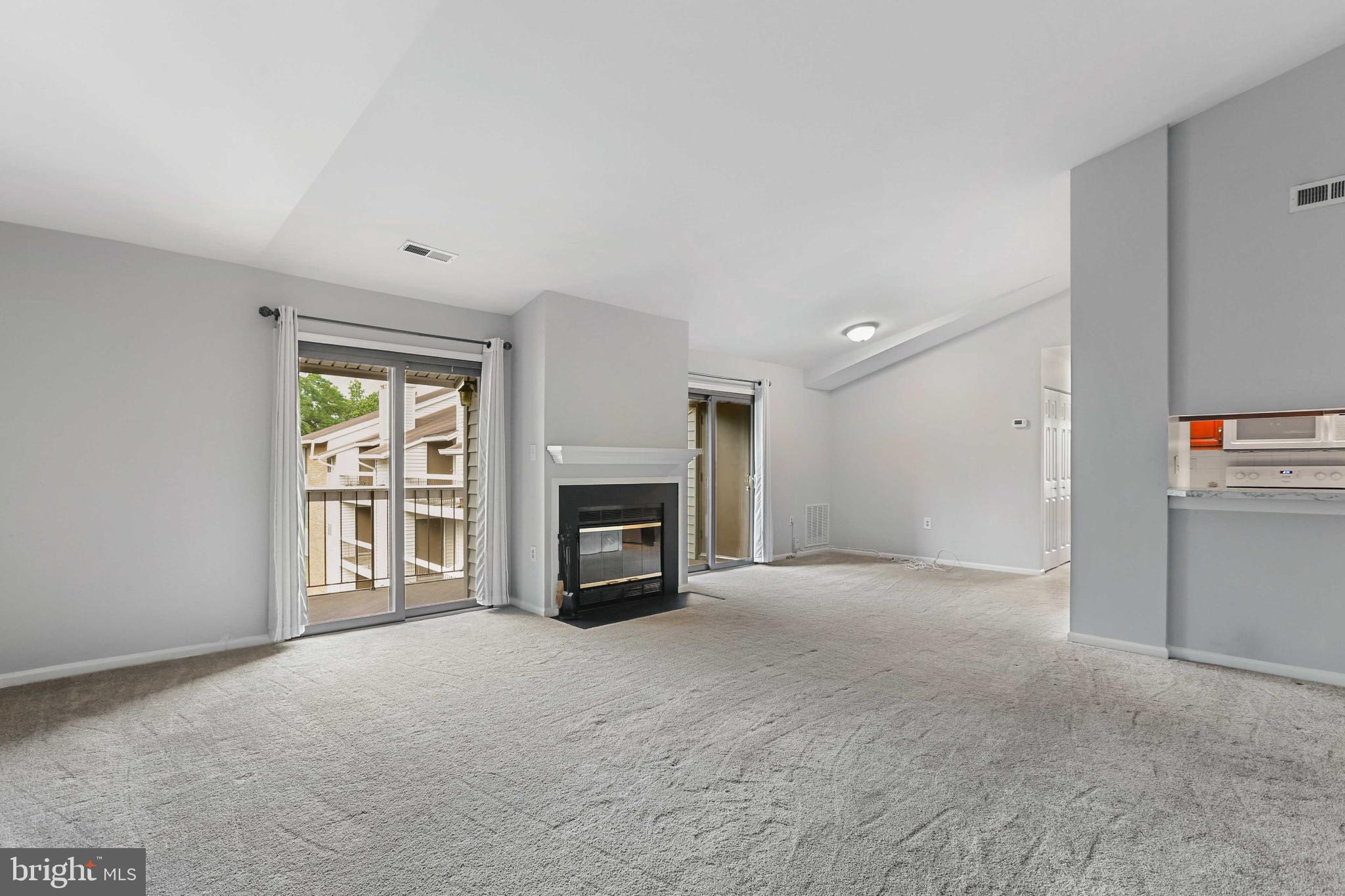 CASTLE HARBOUR CONDO - Residential Lease