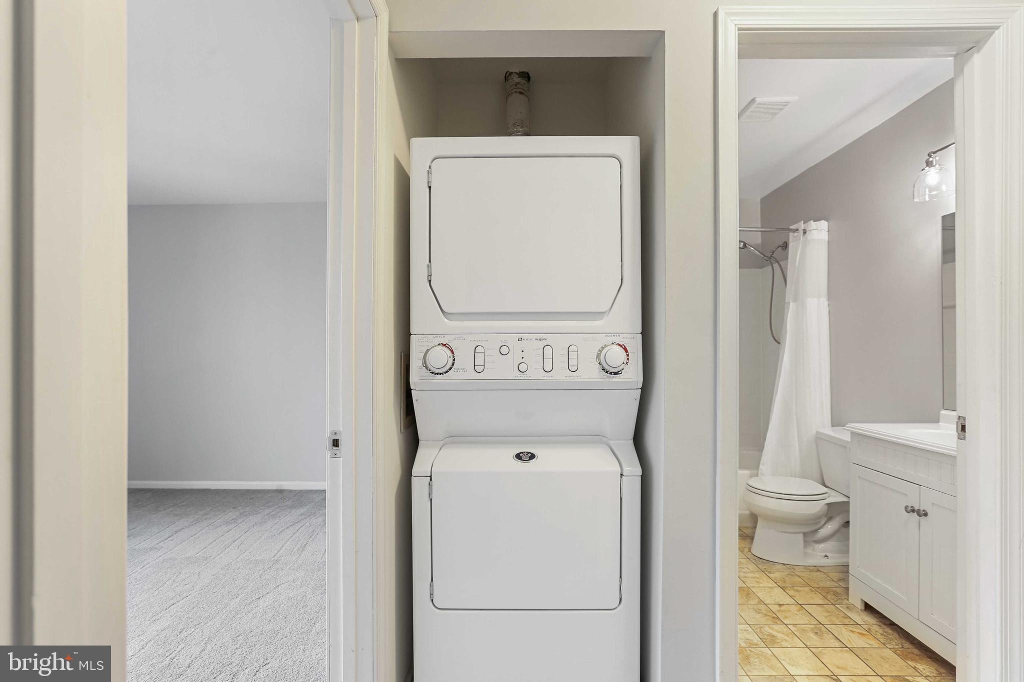 CASTLE HARBOUR CONDO - Residential Lease