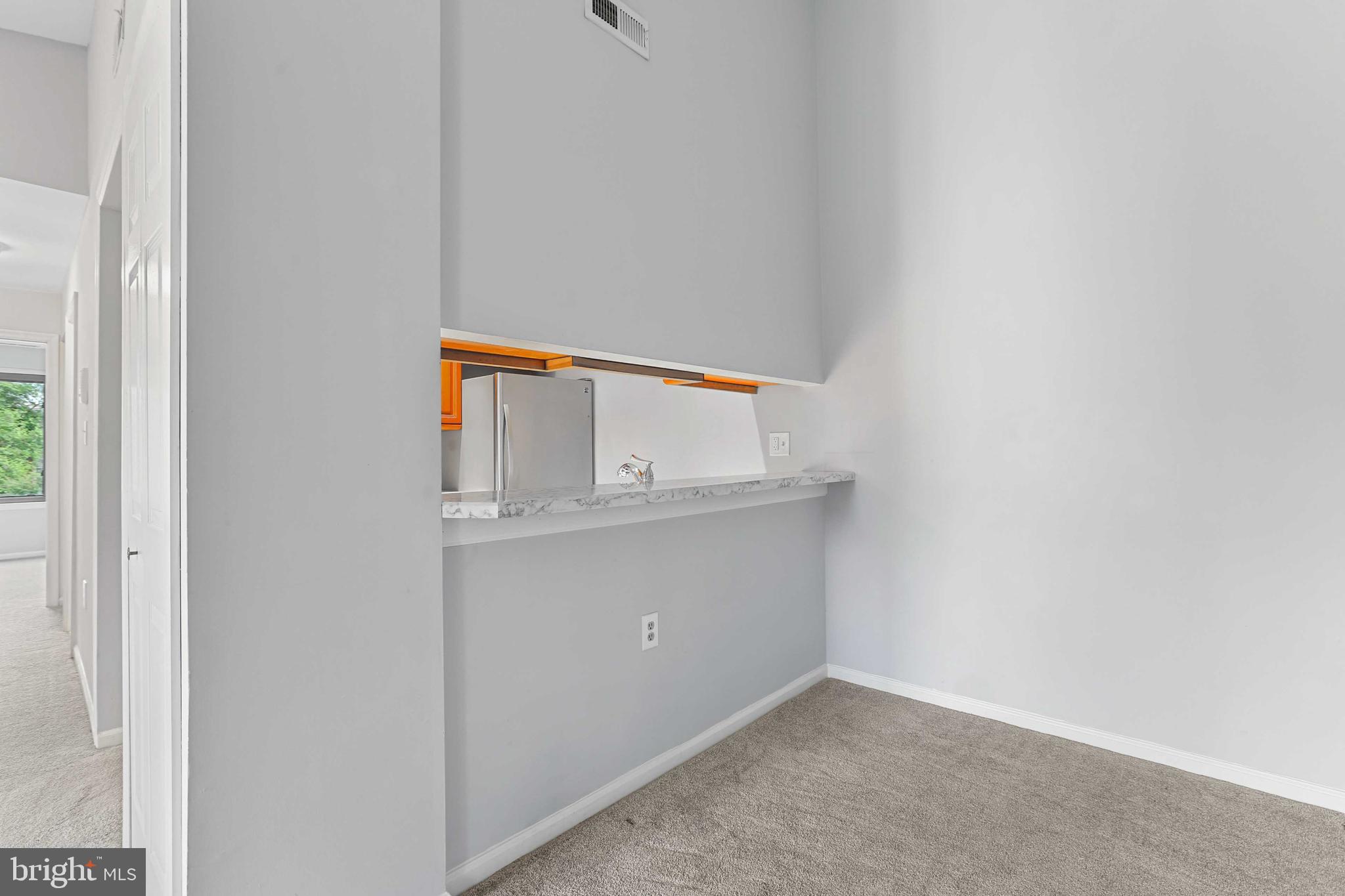 CASTLE HARBOUR CONDO - Residential Lease