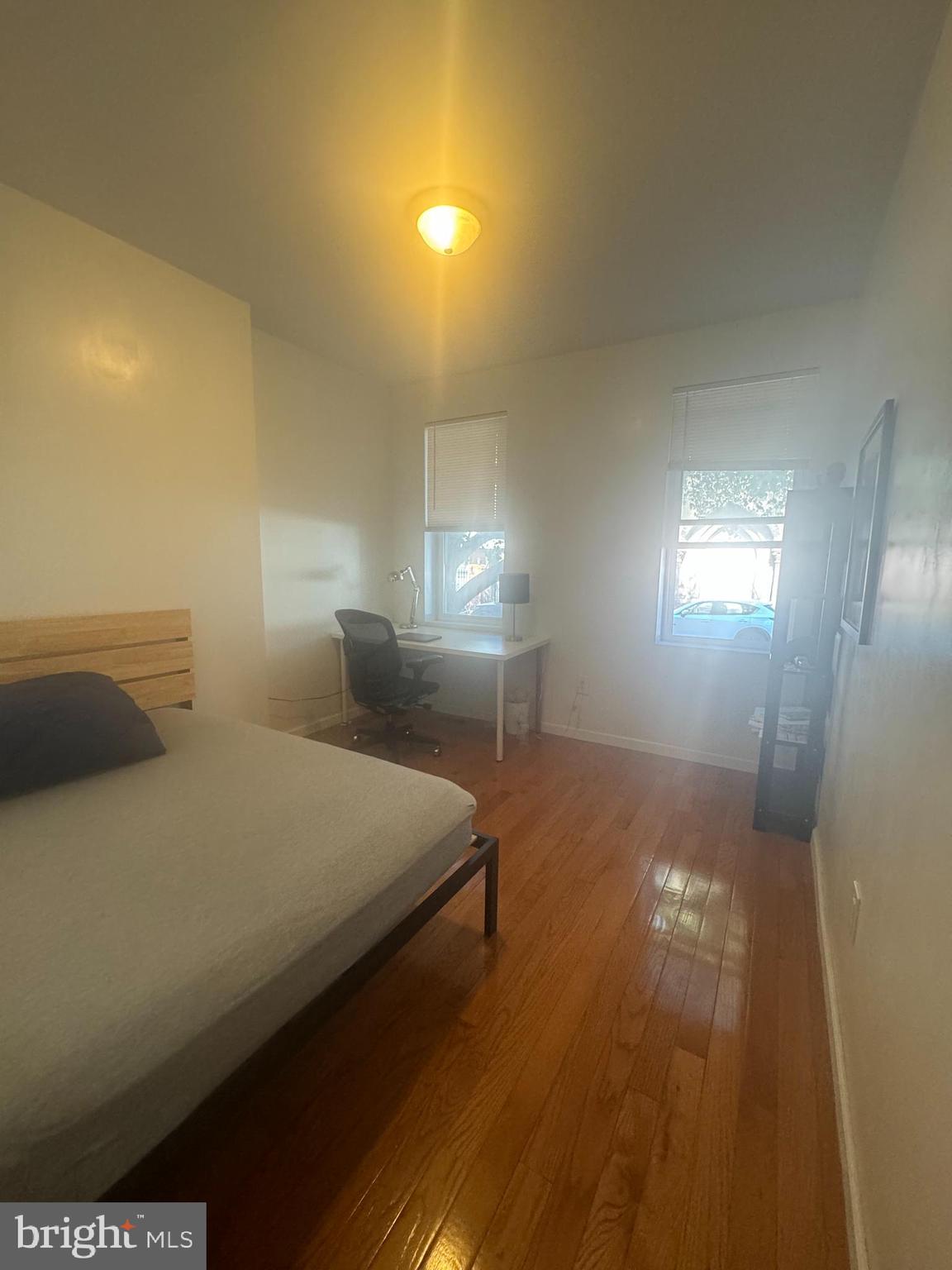 UNIVERSITY CITY - Residential