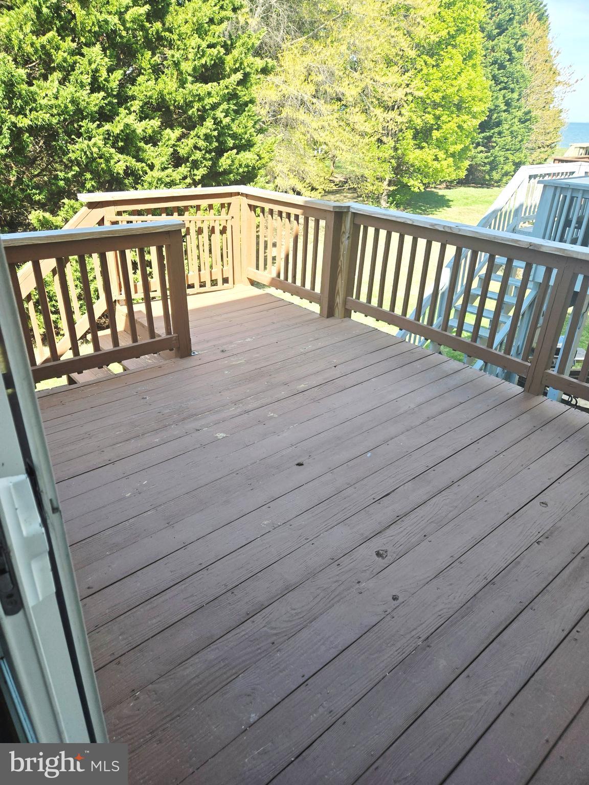 VILLAS ON WATERS EDGE - Residential