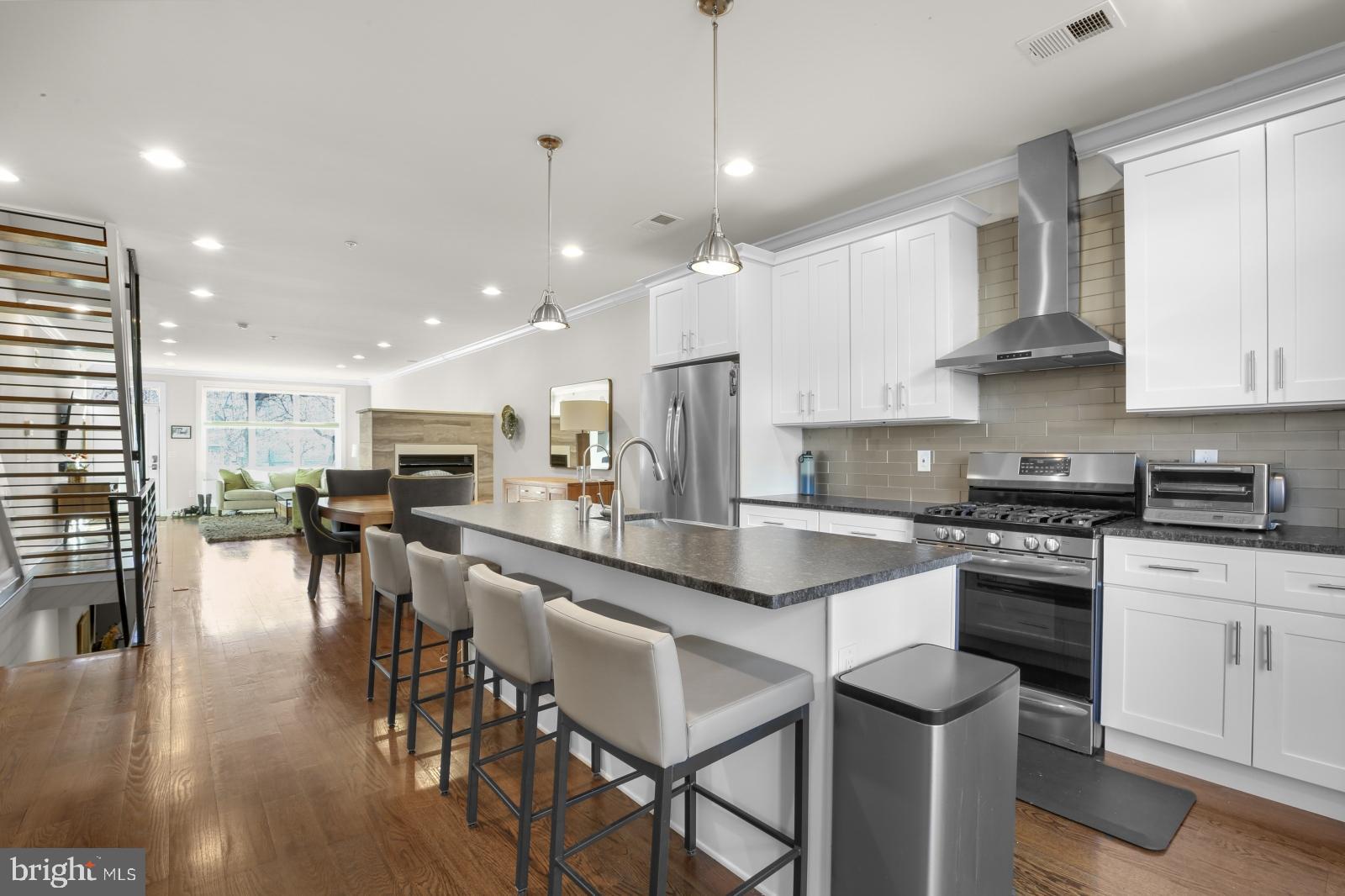 FISHTOWN - Residential Lease