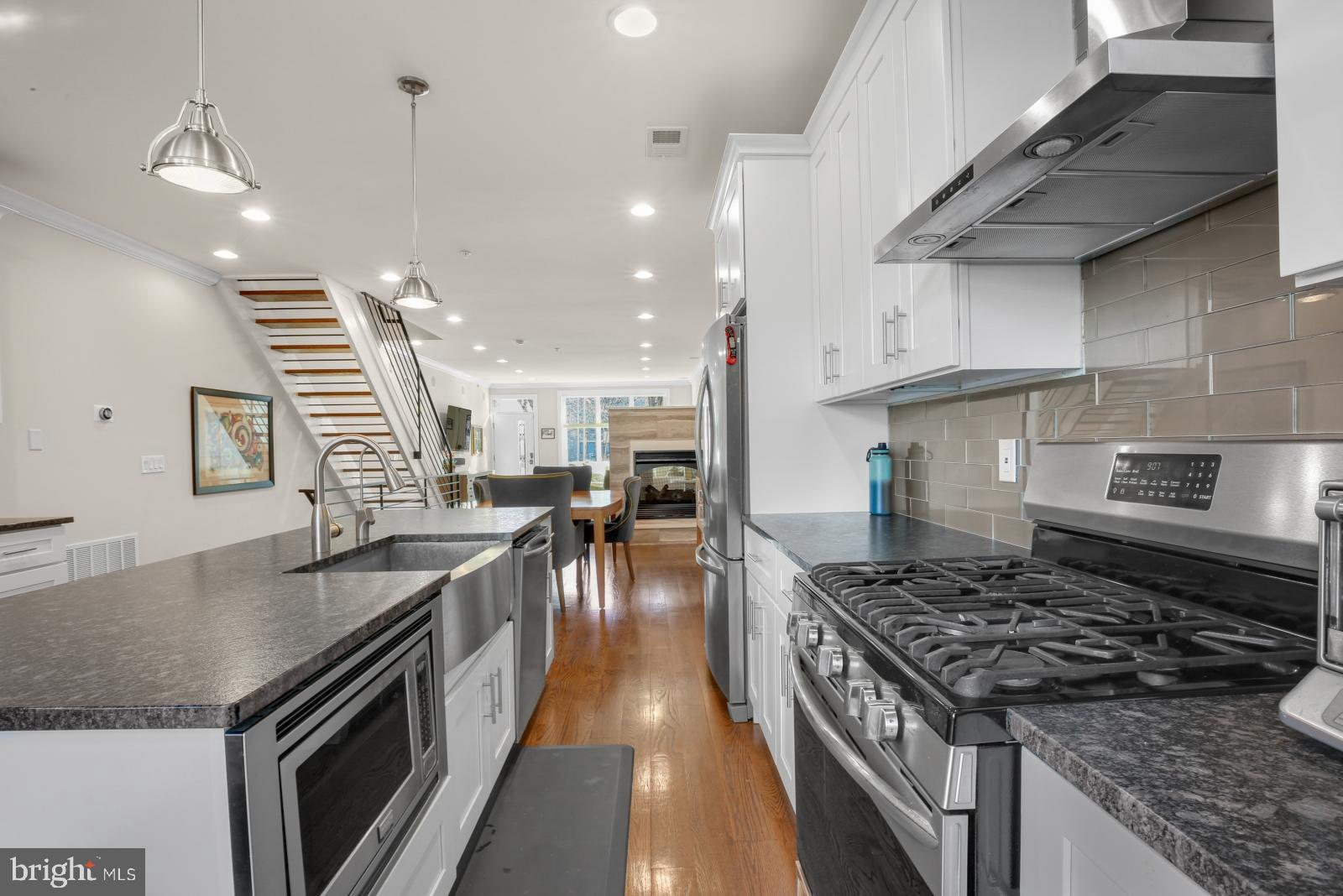 FISHTOWN - Residential Lease