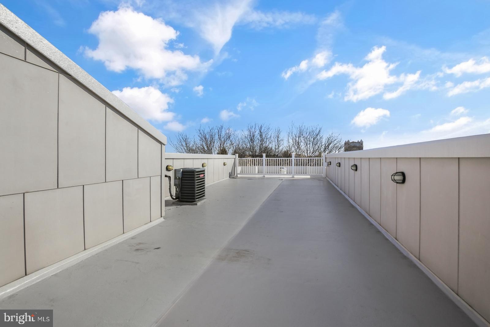 FISHTOWN - Residential Lease