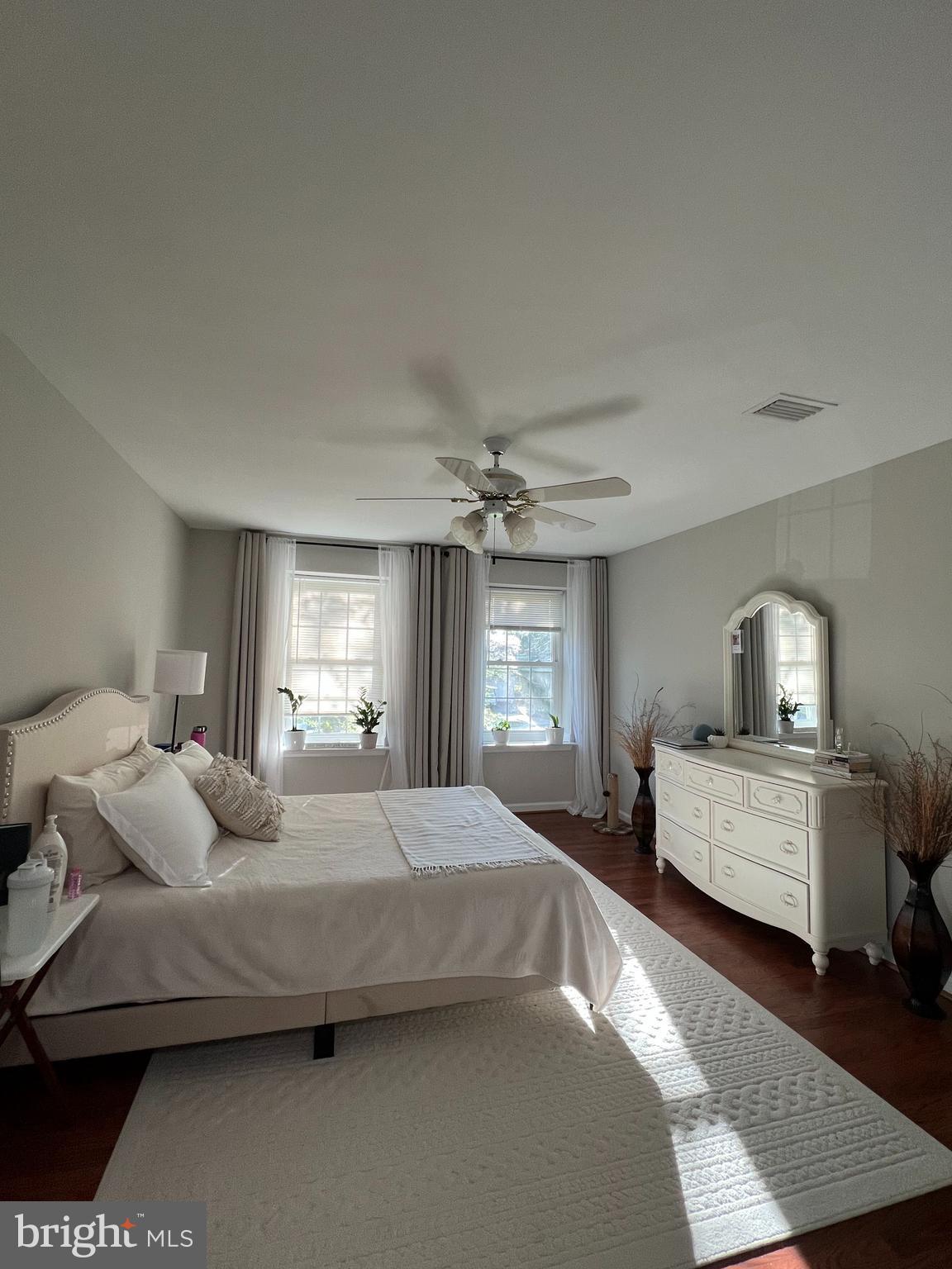 WILLOW COVE MANORS - Residential Lease