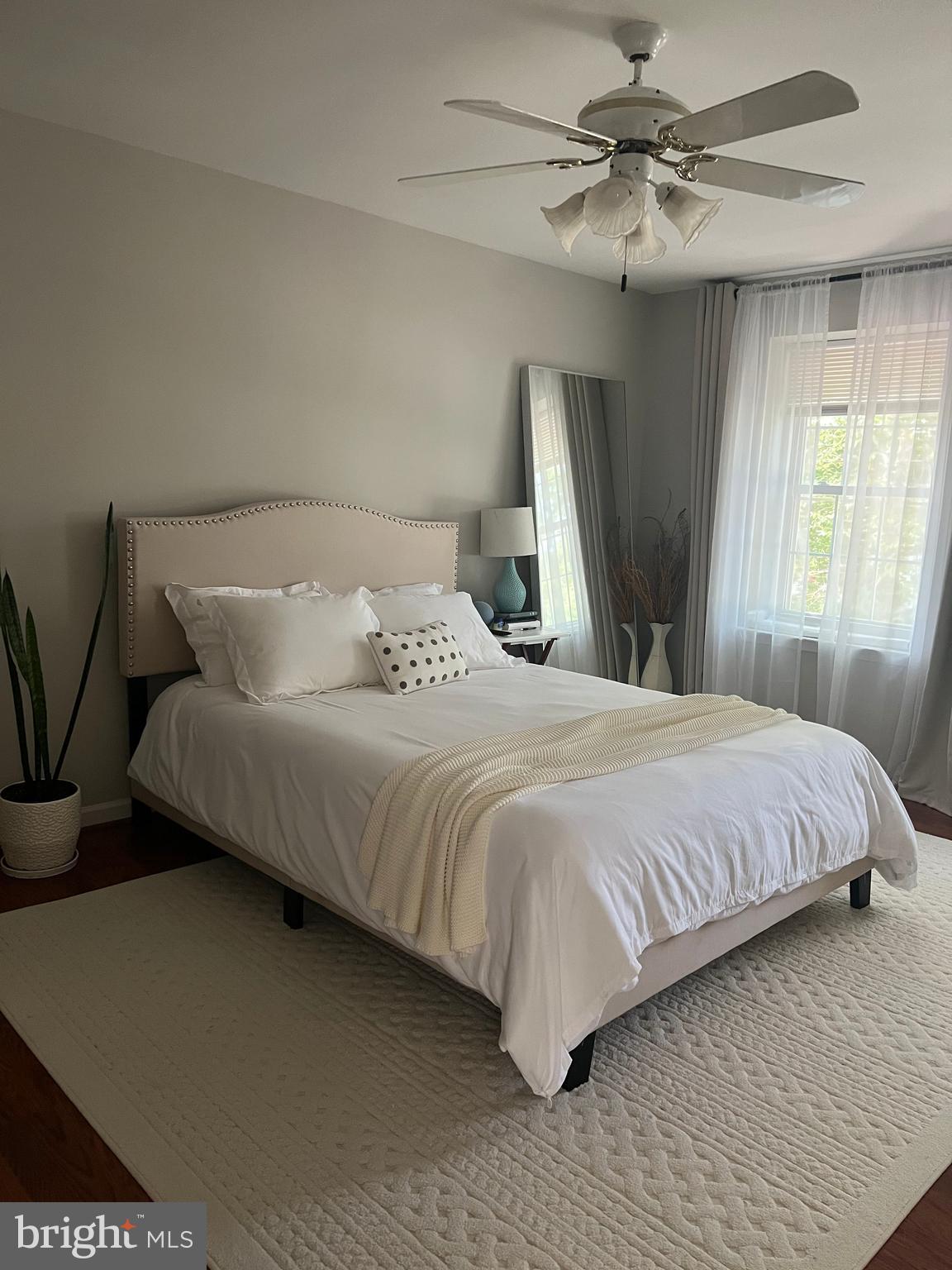 WILLOW COVE MANORS - Residential Lease