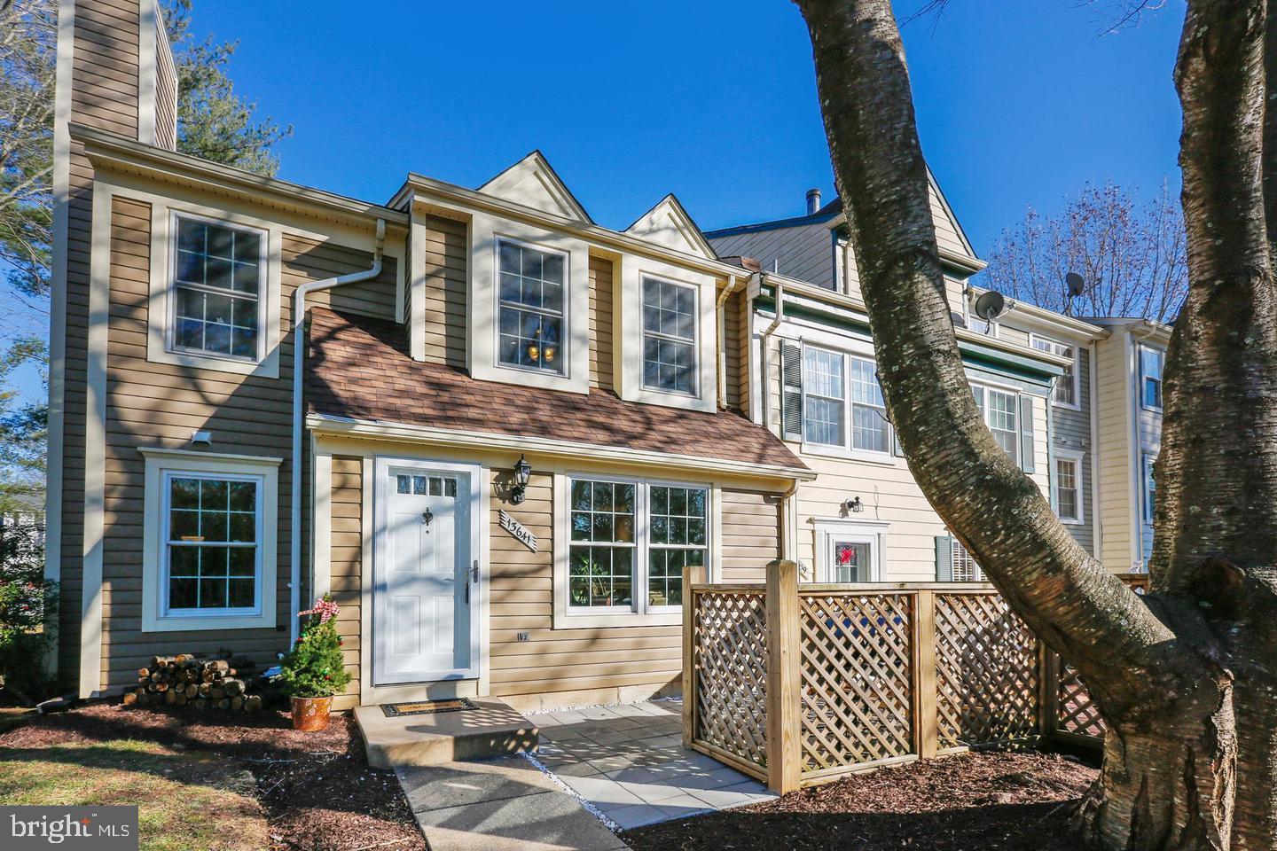 WILLOW COVE MANORS - Residential Lease