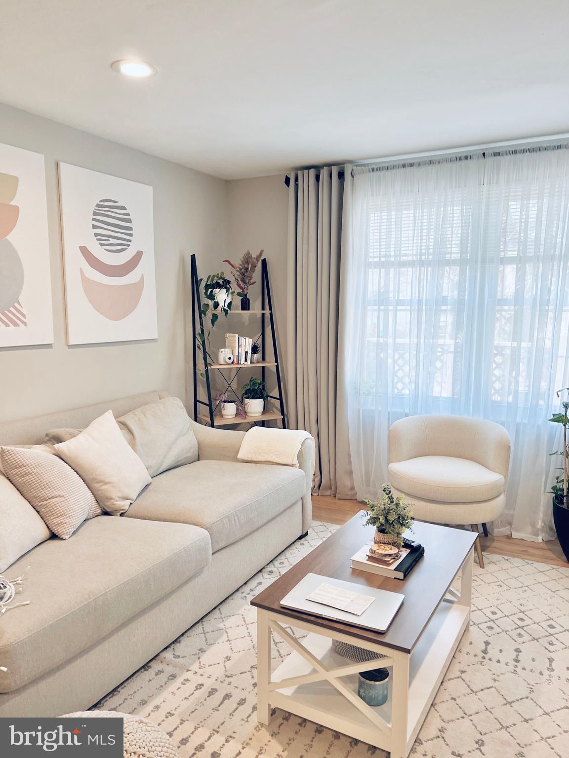 WILLOW COVE MANORS - Residential Lease