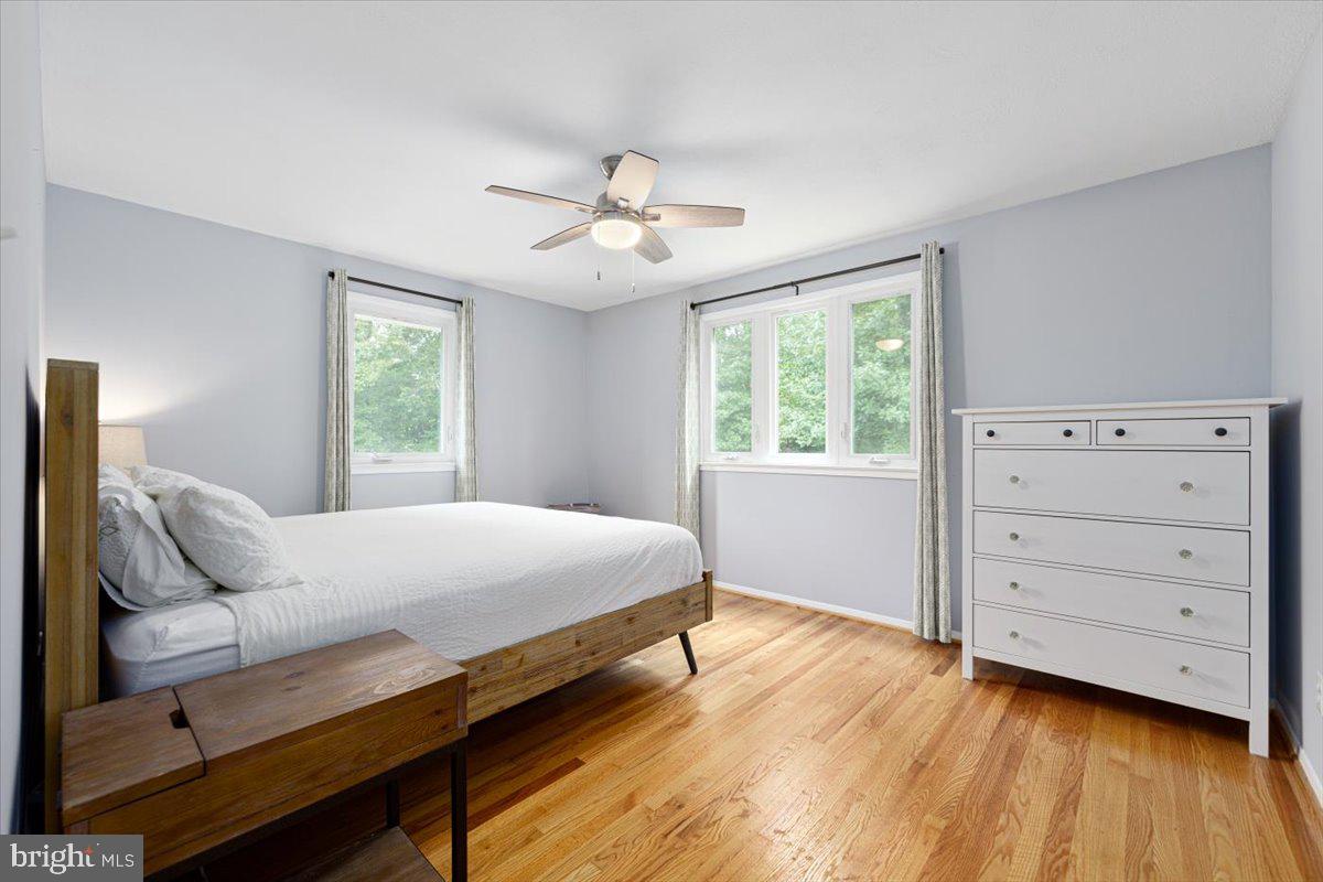 CRESTWOOD MANOR - Residential Lease