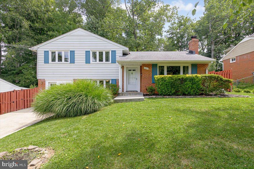 *** New price but  owners have extreme allergies to cats .  Pets to be considered on a case by case basis. 
 Charming and meticulously maintained 4 BR, 2.5BA single family home backing to wooded area. This expanded split-level home offers incredible light and privacy. Enter the house into the living room and be wowed by the bright and spacious room equipped with a fireplace, perfect to enjoy on a cold winter's night.  This home is an entertainer's dream with a circular flow into the expanded and gorgeous gourmet kitchen.  New stainless steel appliances and a huge center island make this a great place to visit, study and prep for big parties.  Behind the kitchen is a marvelous and very large climate controlled sunroom that looks out onto your parklike backyard.  The home features new double glazed/double hung energy efficient windows.   Extensive hardscaping abounds and provides many areas for dining, entertaining or watching the wildlife.    Every room is sun drenched and maintained to the highest standards.

The home features  gorgeous hardwood floors and all newer, top of the line appliances.  The top level features three generously-sized bedrooms with built-in closets and ceiling fans. The 4th bedroom is located on the lower-level (abundant natural light)which features a full bath, comfortable recreation room with two walkout entrances and laundry area with brand new washer/dryer. This lower level could easily serve nanny or mother in-law suite.  Nicely landscaped and maintained yard with full fencing and large shed for additional storage.  
This is NOT your typical rental in that it has been lovingly maintained and updated by the owners.  Newer systems including appliances and hvac will bring you great efficiency and comfort.  The owners will have the yard and gutters maintained and included in your rent. 

This is arguably one of the nicest rentals around  with very good landlords.  You will truly be amazed at how special this home is.

The tenant is responsible for water, electric, gas, cable and internet

 Plenty of nearby shopping, dining and entertainment possibilities! Centrally located with easy access to I-395 and I-495, only minutes to Springfield, Falls Church and Fairfax and an easy commute to downtown DC.