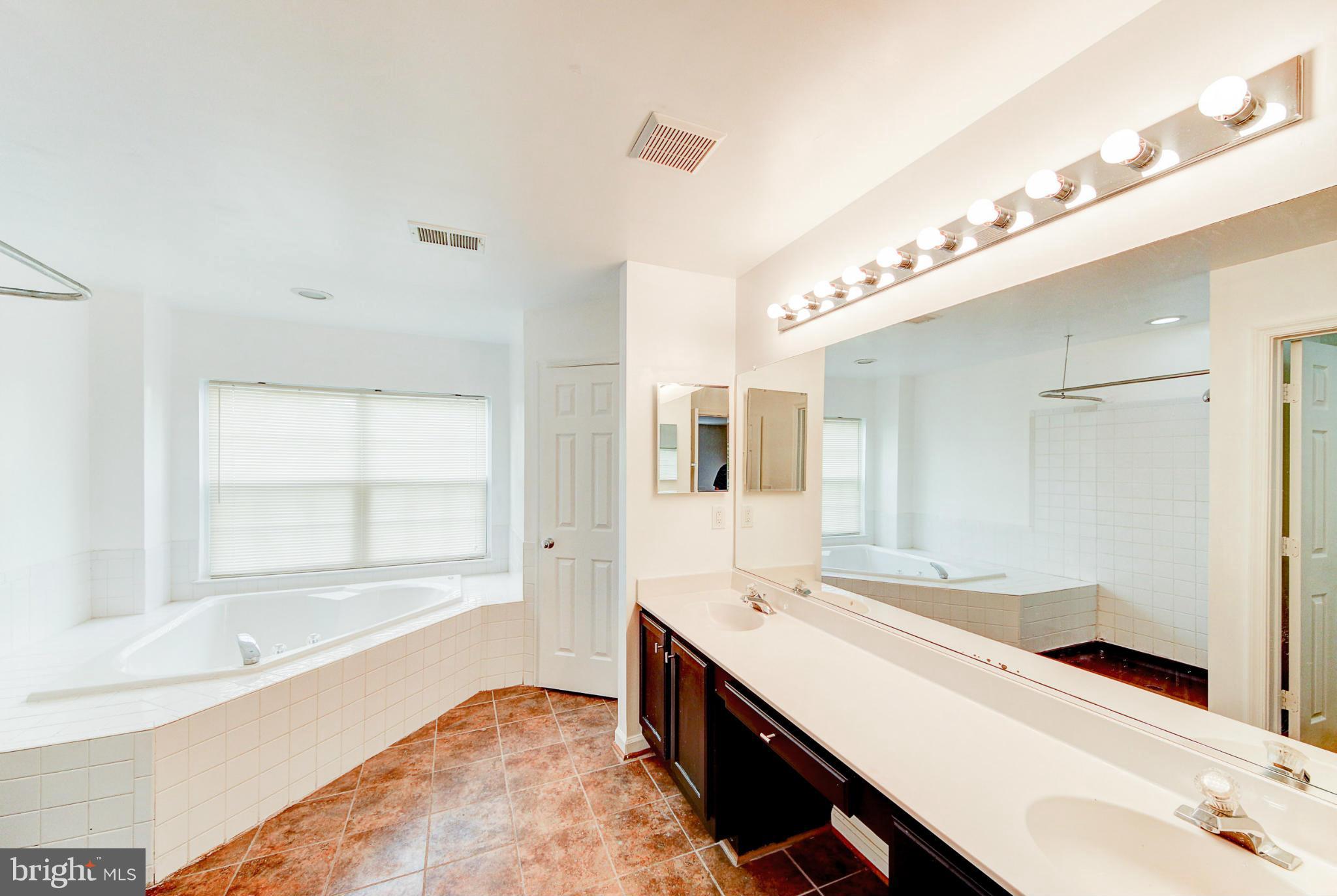 HERSCH FARM - Residential