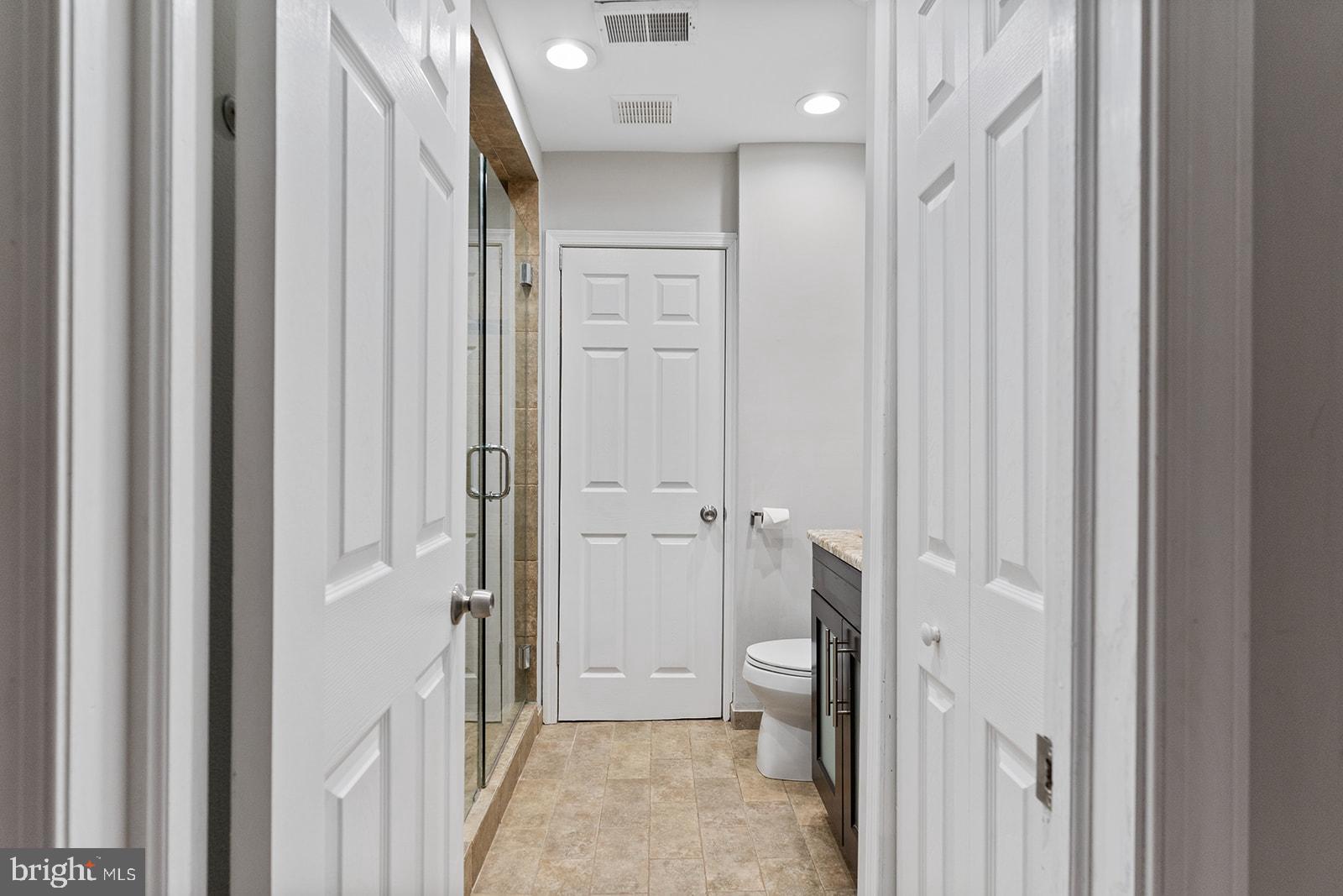 WASHINGTON SQ WEST - Residential Lease