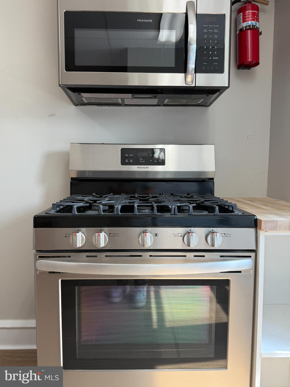 GLENSIDE - Residential Lease